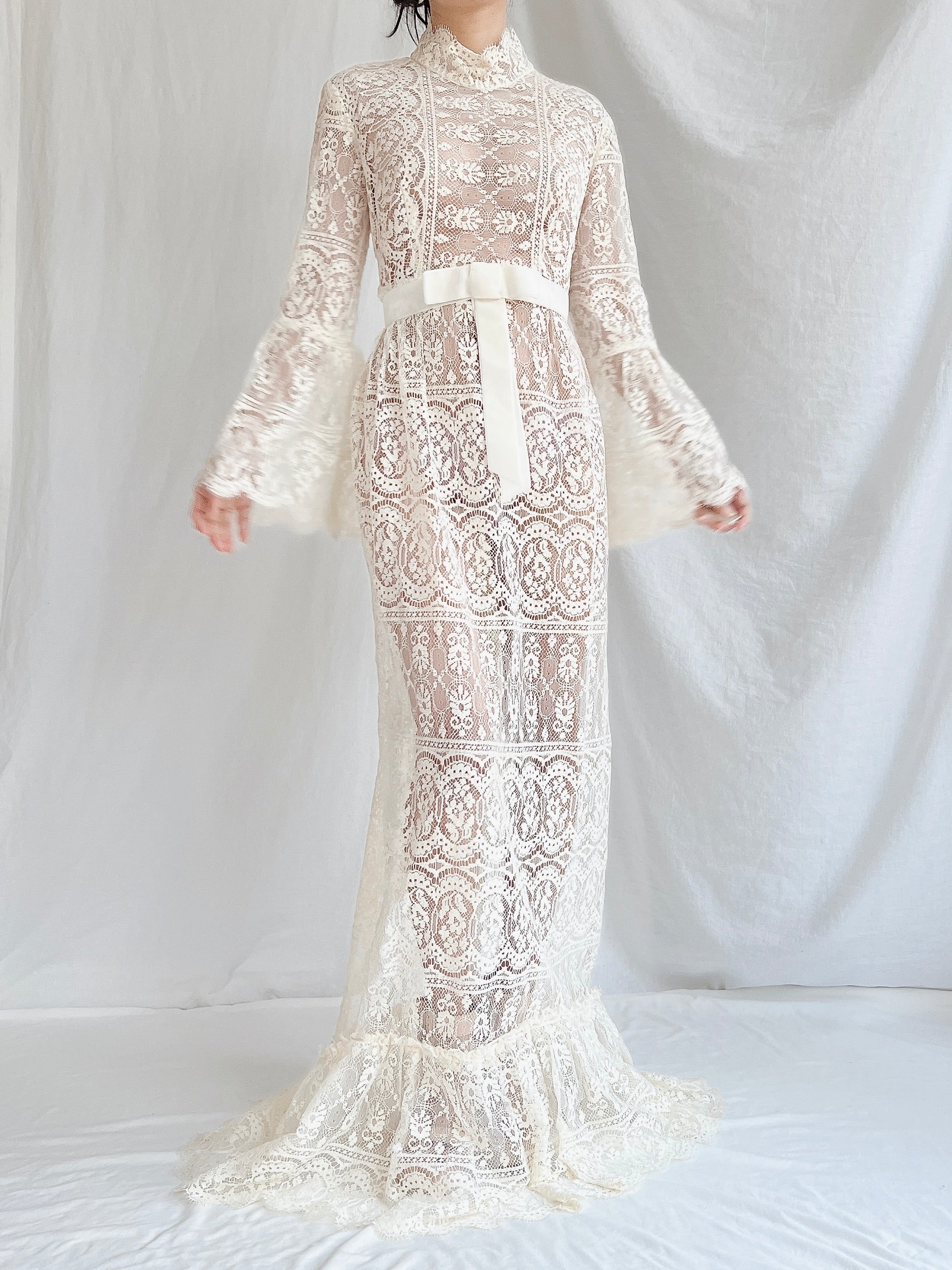 1970s Sheer Filet Lace Gown - M