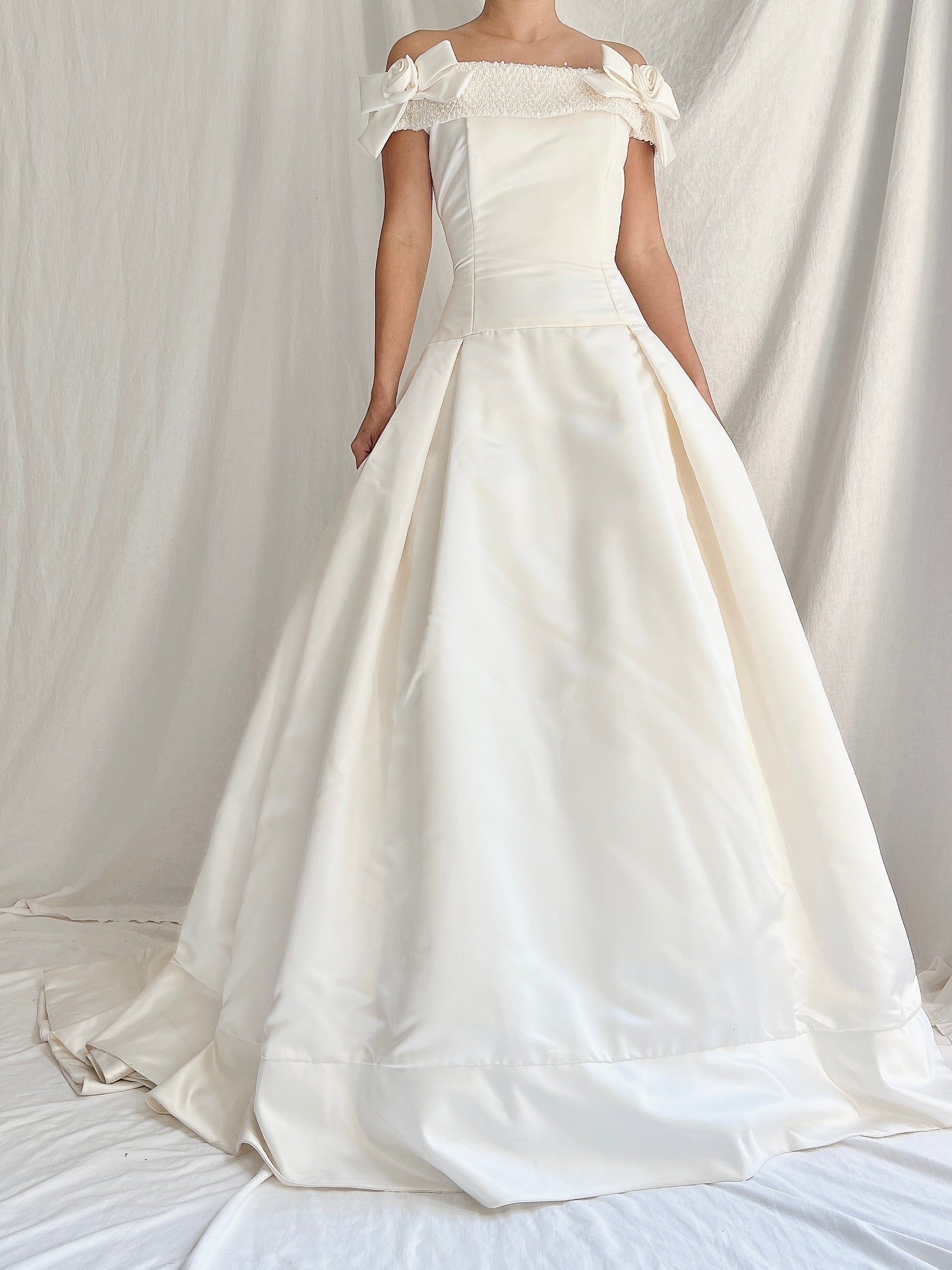 2000s Demetrios Satin Off-the-Shoulder Gown - XS/2-4