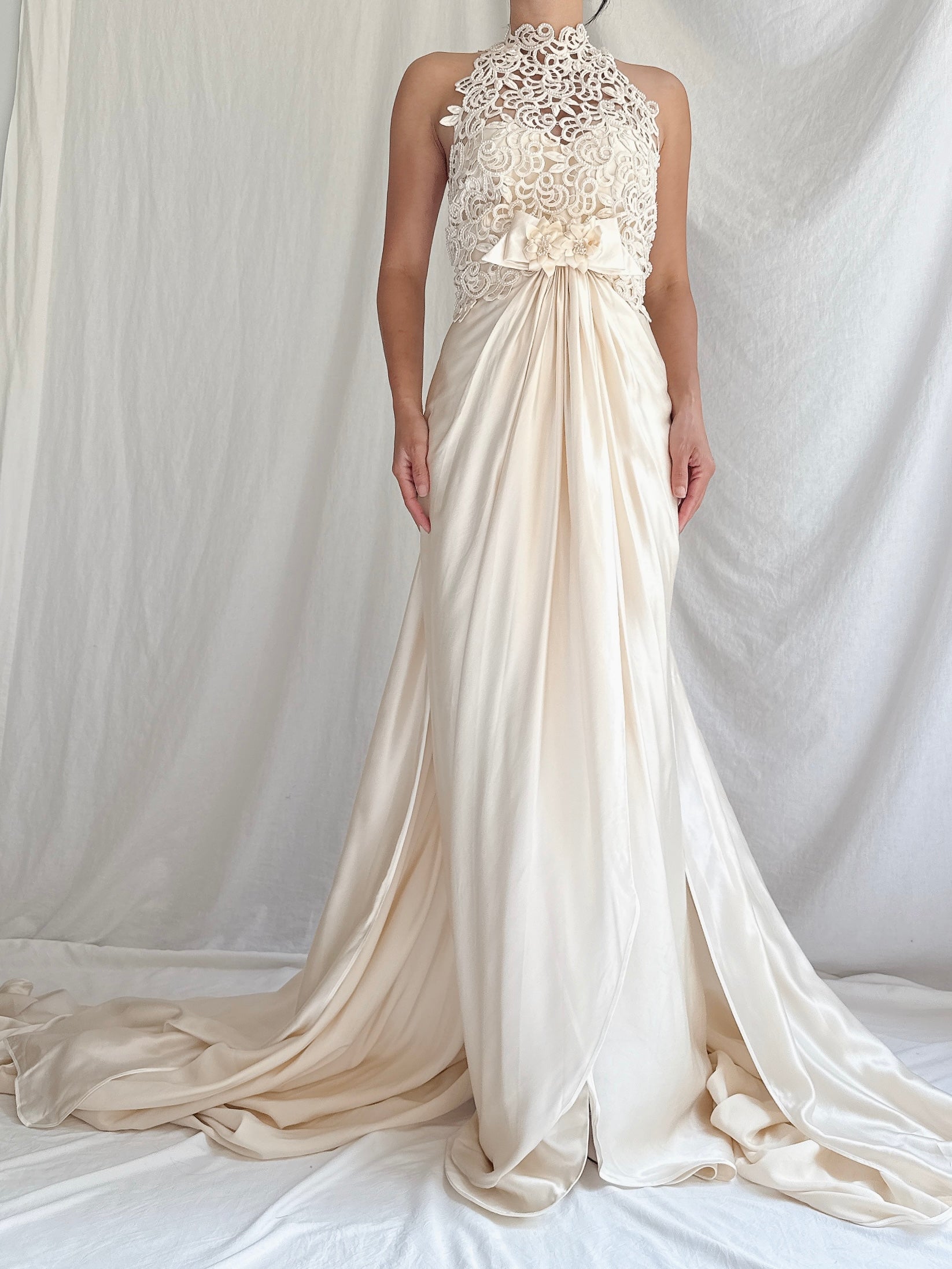 Vintage Sill Charmeuse Embroidered Lace Gown - M/8