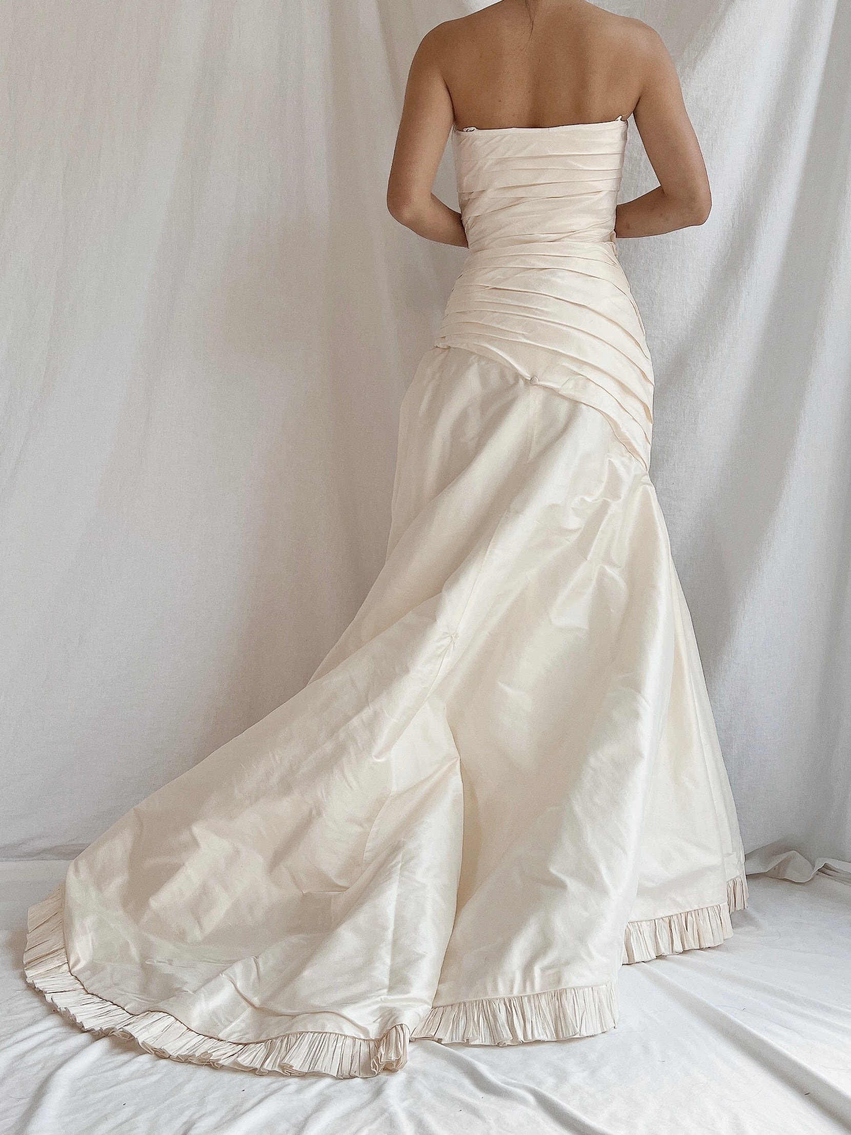 Vintage Pronovias Italian Silk Faille Gown - S/6