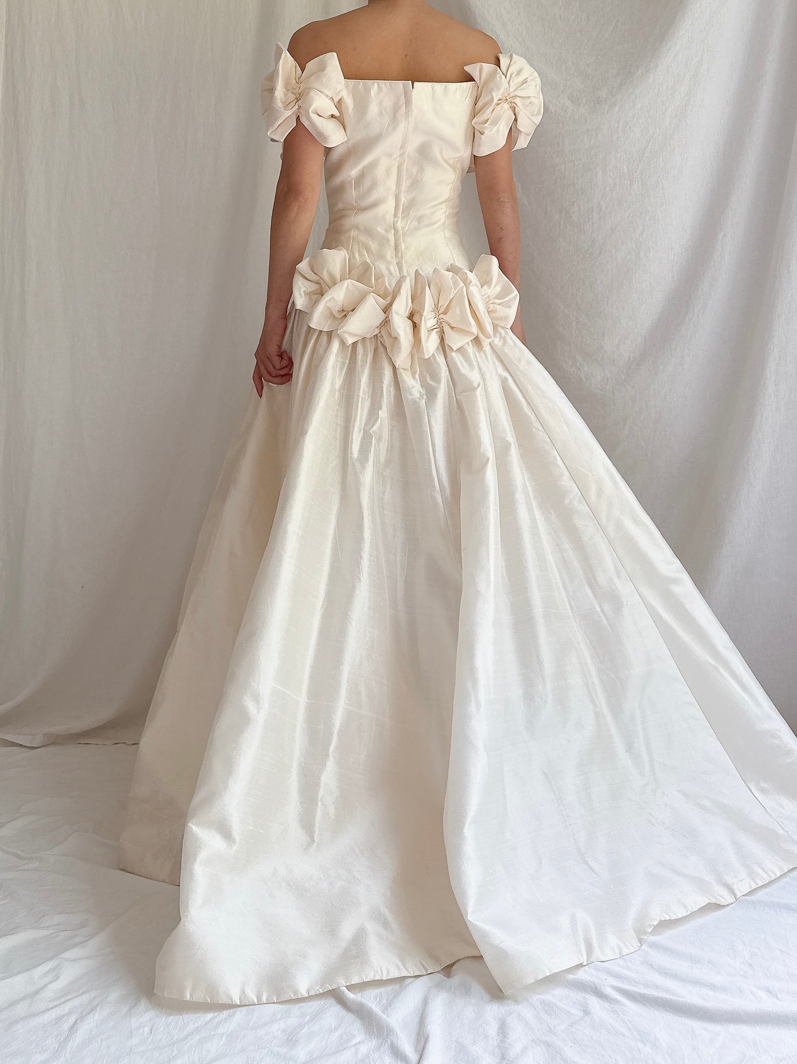 RESERVED Vintage Silk Bow Sleeves Gown - S/M
