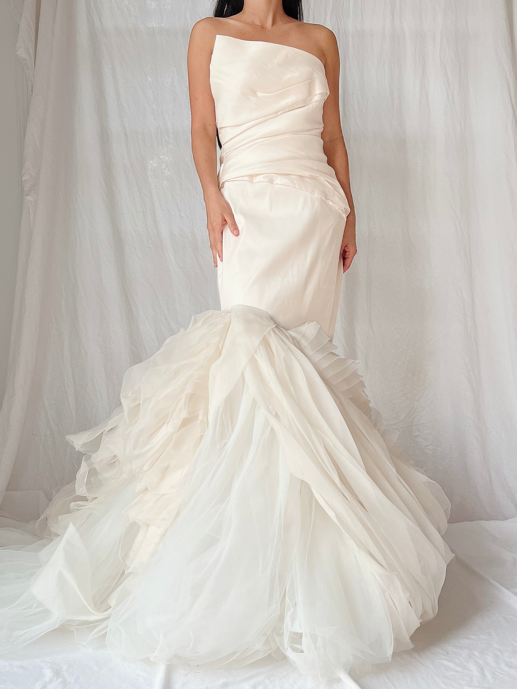 Vintage Vera Wang Dress with Asymmetrical Bodice - M