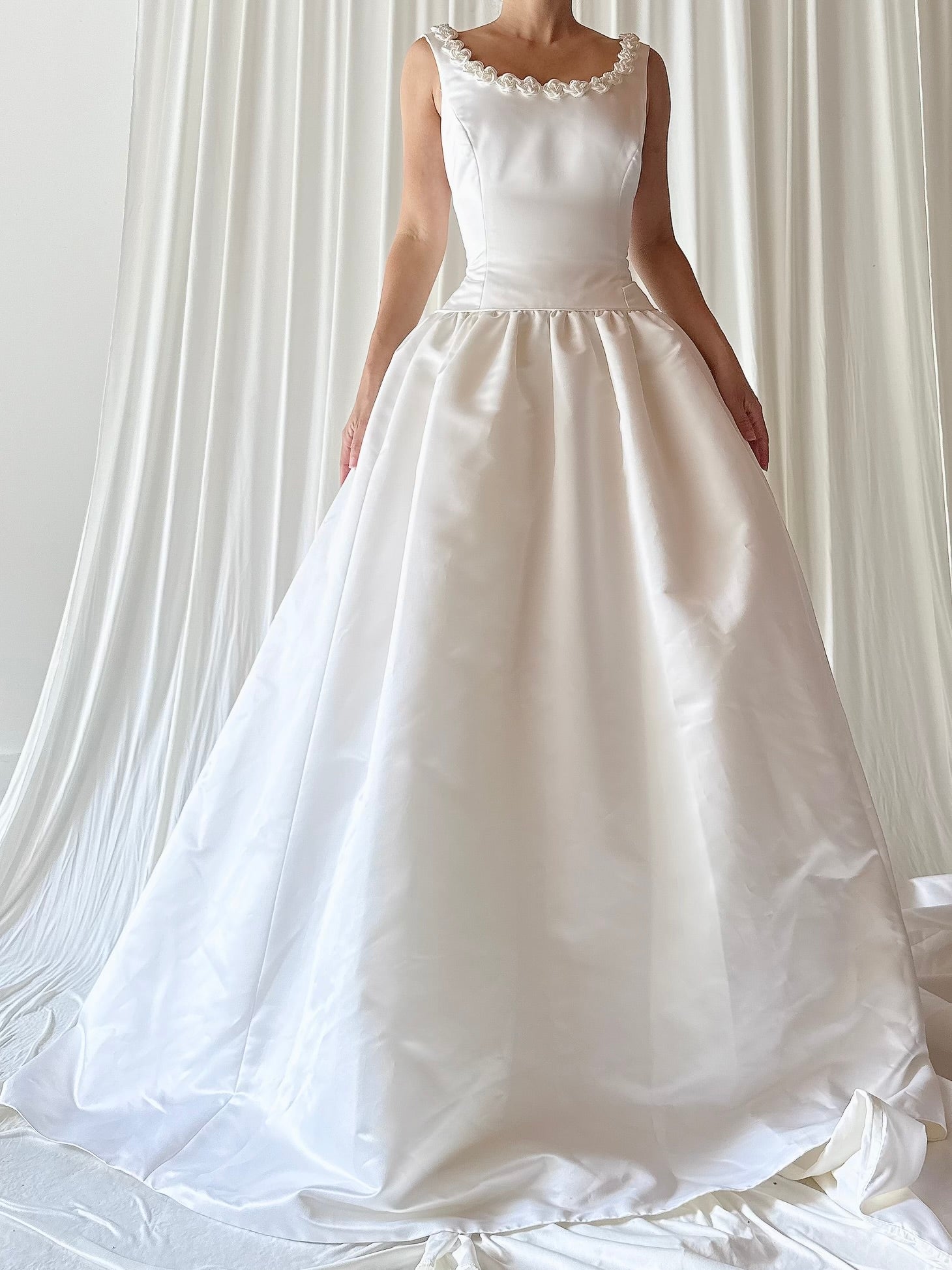 Vintage Beaded Scoop Neckline Gown - M
