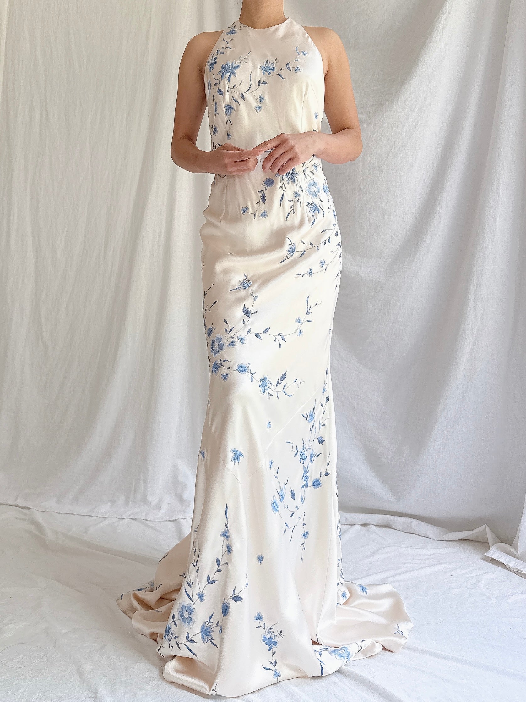 Vintage Silk Embroidered Gown - M/10