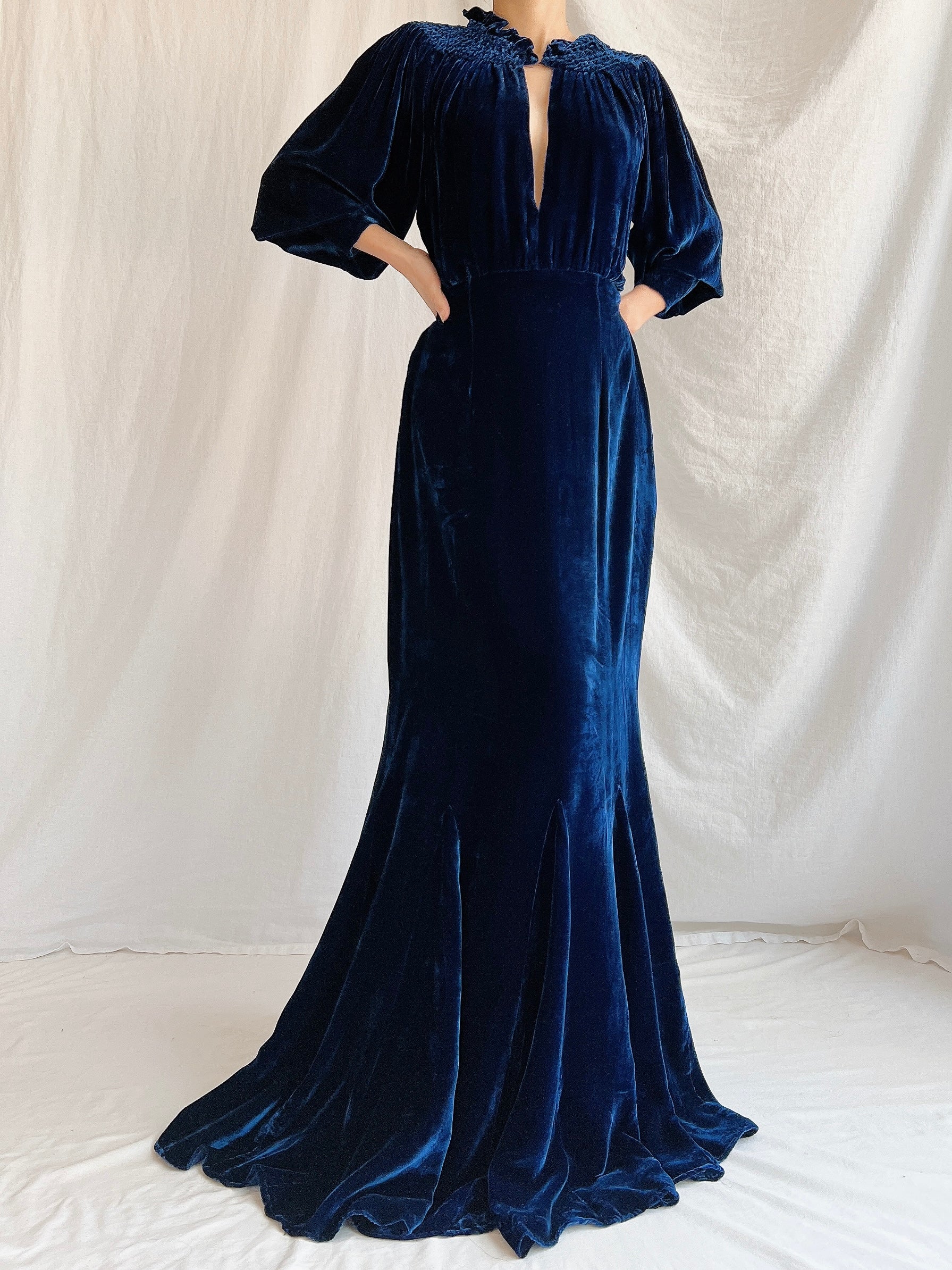 1930s Sapphire Silk Velvet Gown - M
