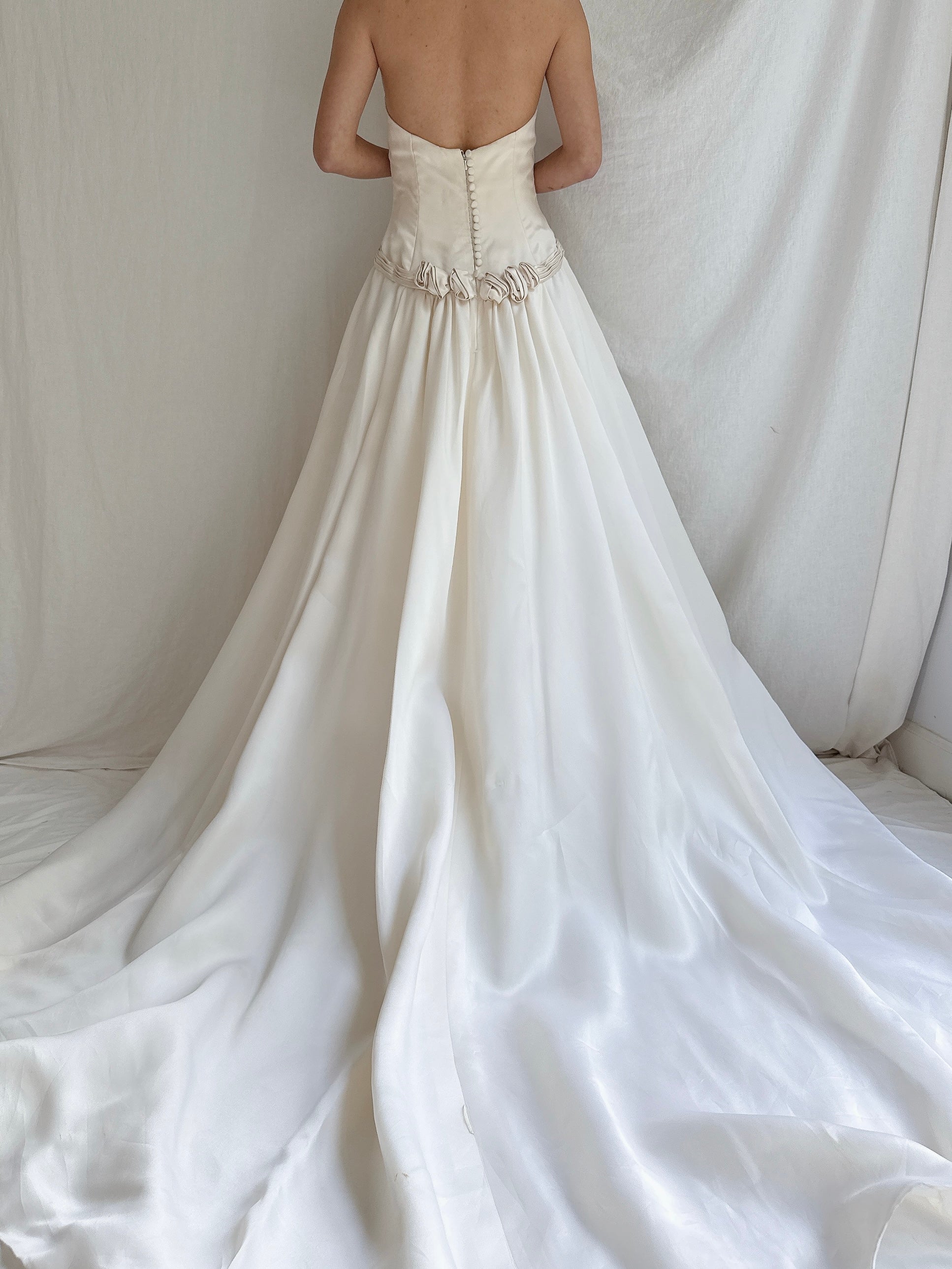 1990s Amsale Silk Organza Gown - S/4
