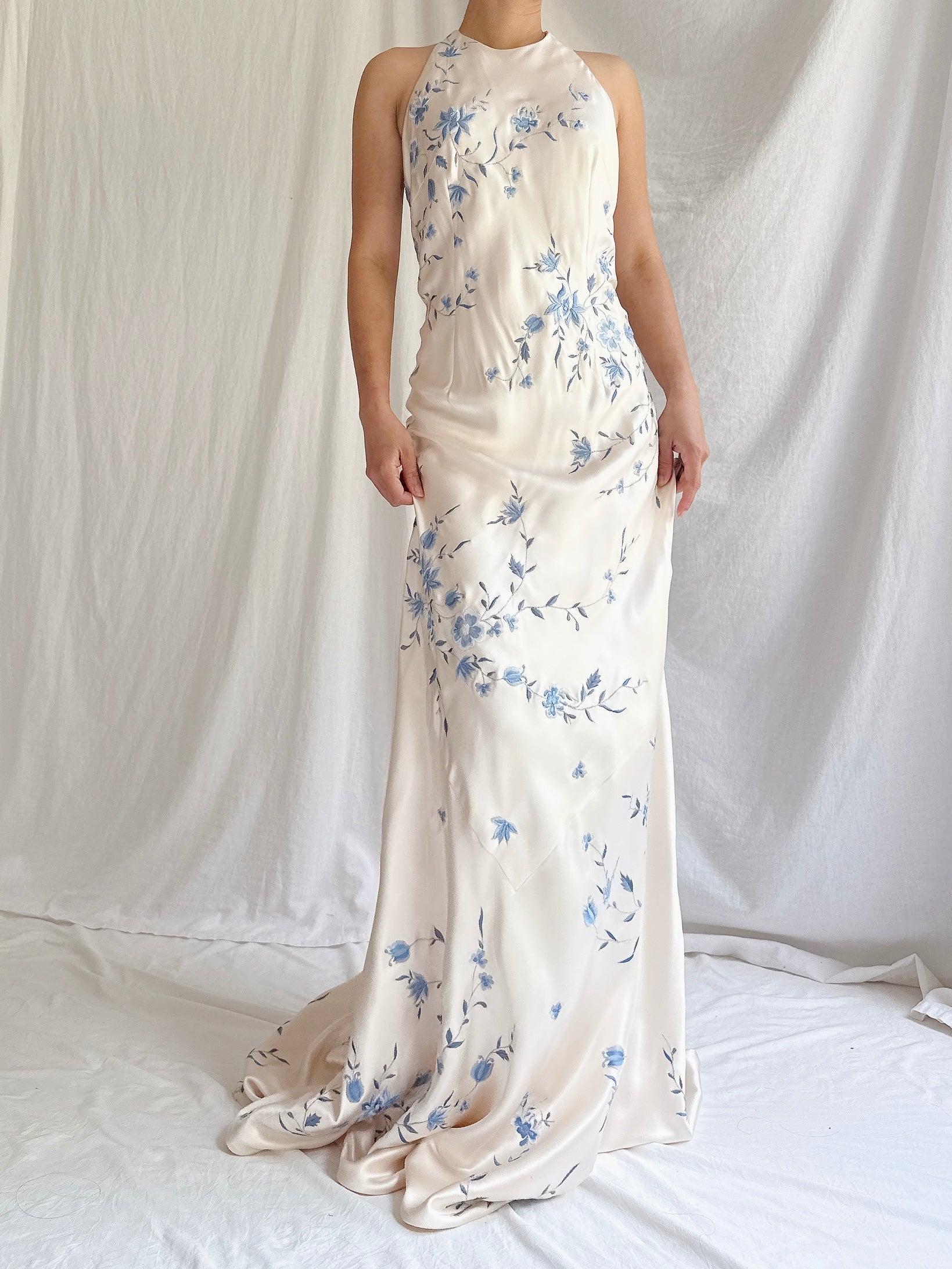 Vintage Silk Embroidered Gown - M/10
