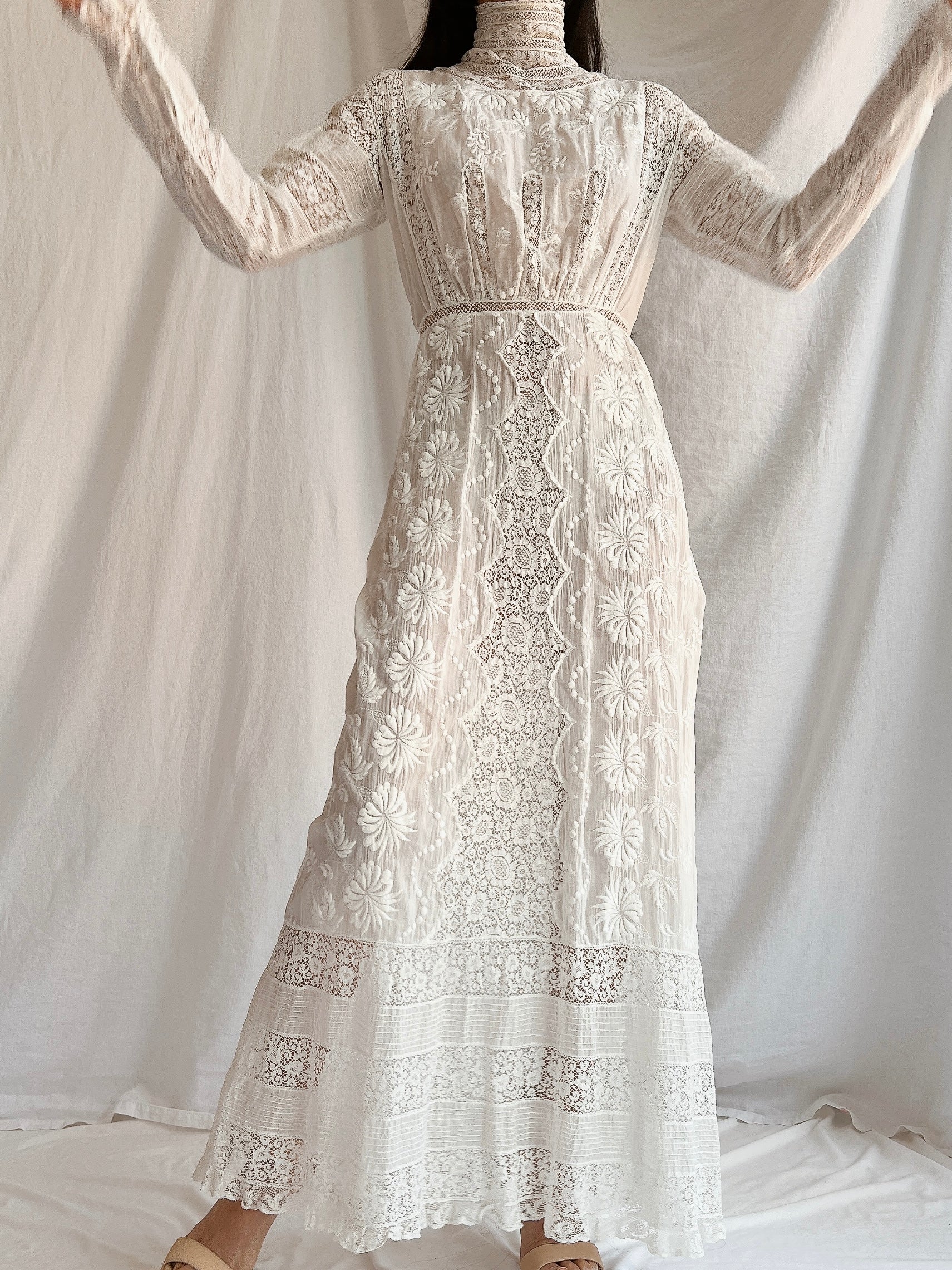 Antique Embroidered Lace Dress - XS