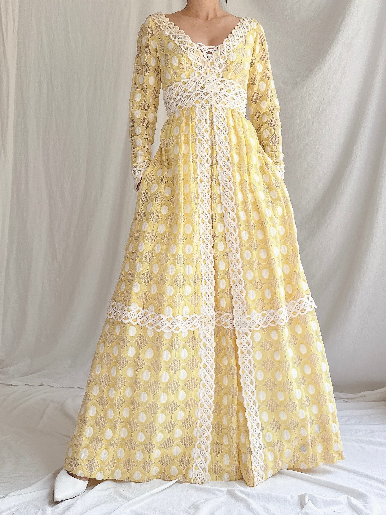 1960s Lace Long Sleeve Gown - XS