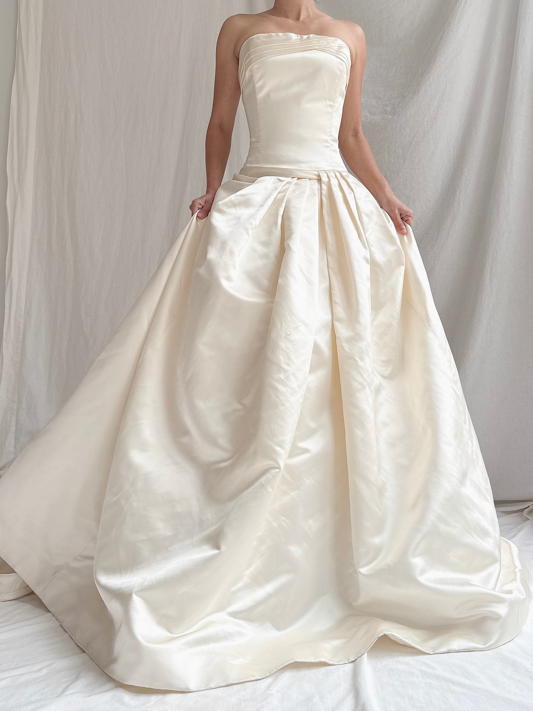 1990s Rivini Silk Dropped Waist Gown - M/8