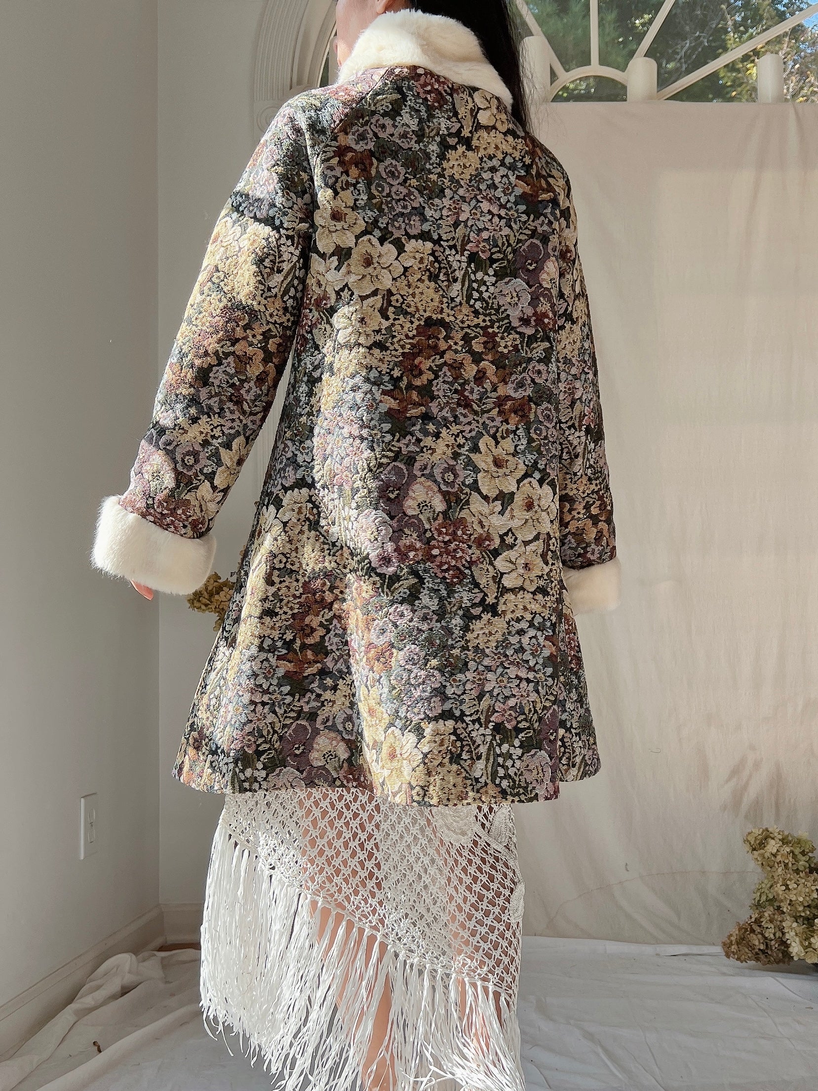 Vintage Tapestry Coat with Faux Fur Trim - S/M