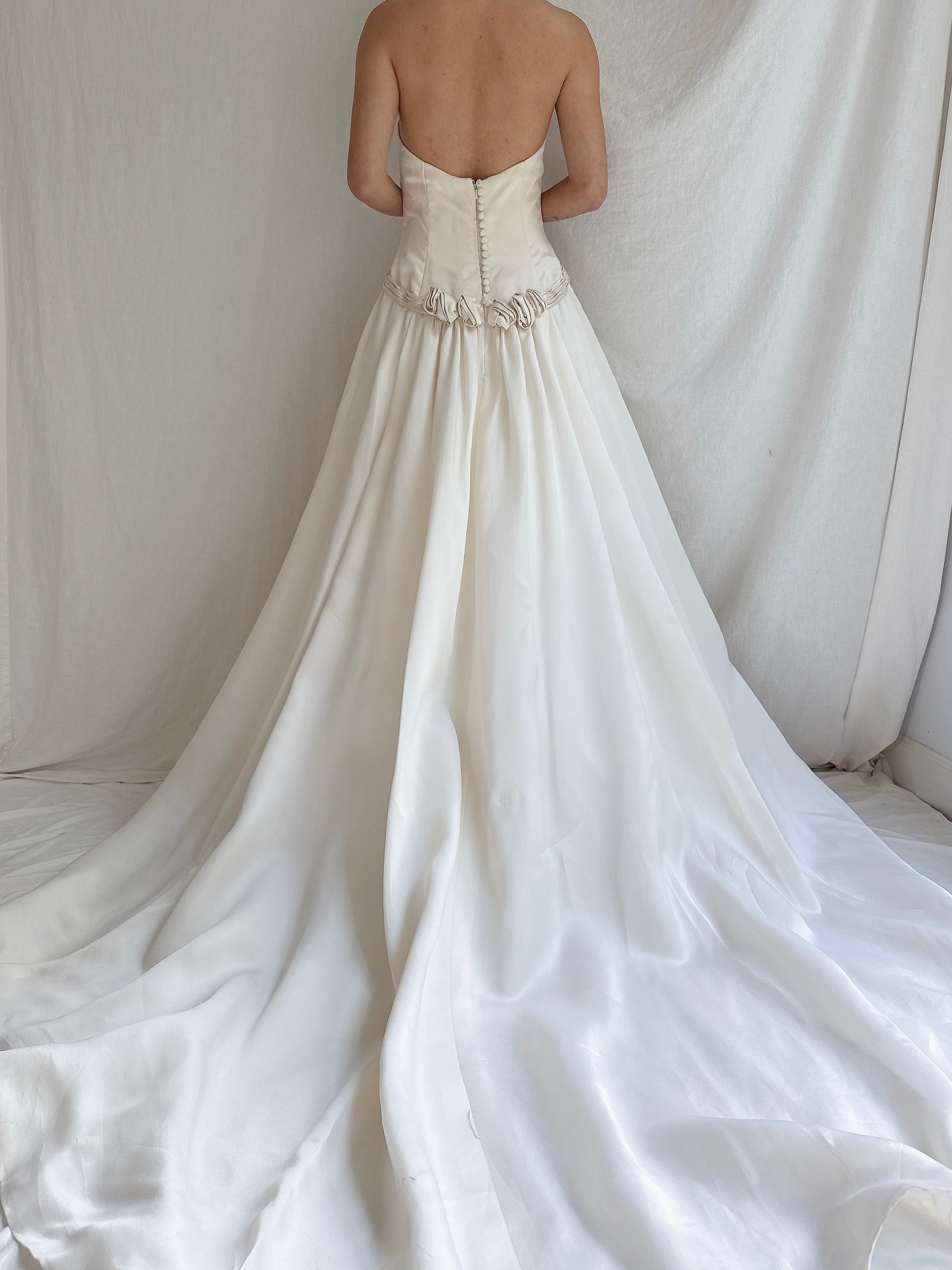 1990s Amsale Silk Organza Gown - S/4