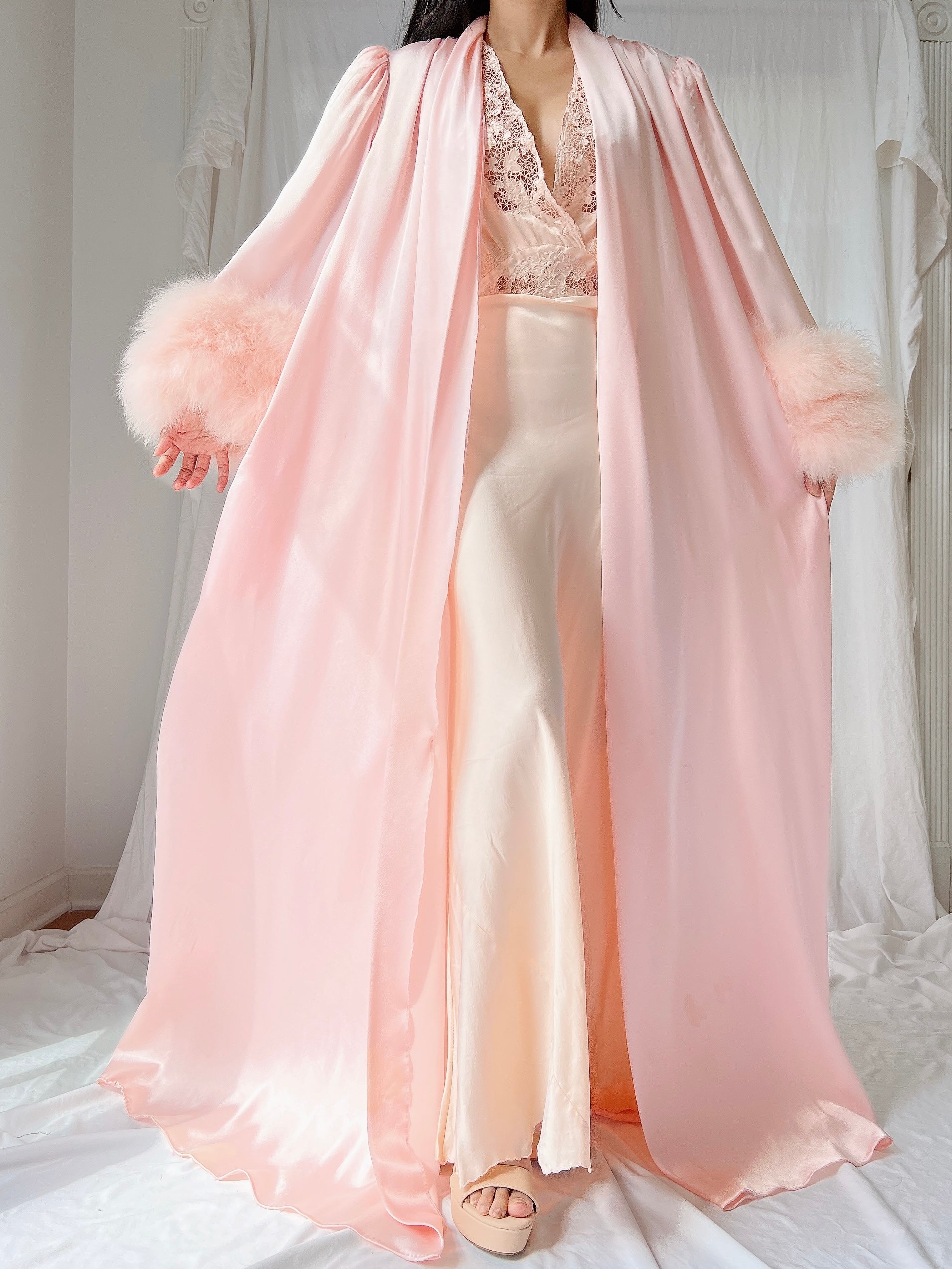 1960s Lucie Ann Feather Robe - OSFM