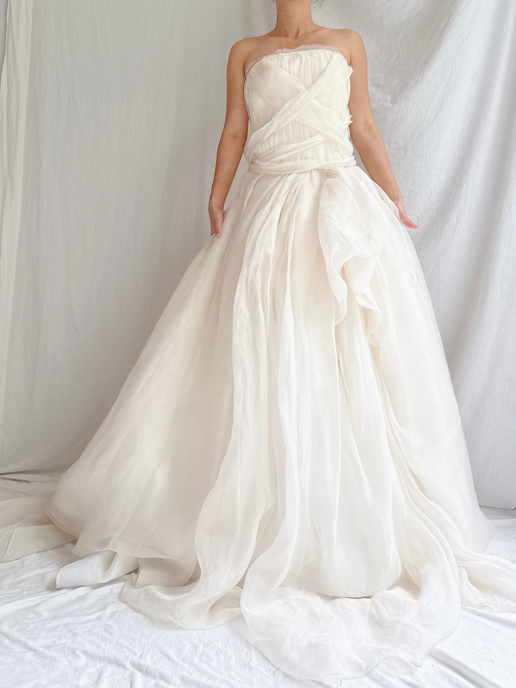 Vintage Vera Wang Silk Organza Gown - S/6