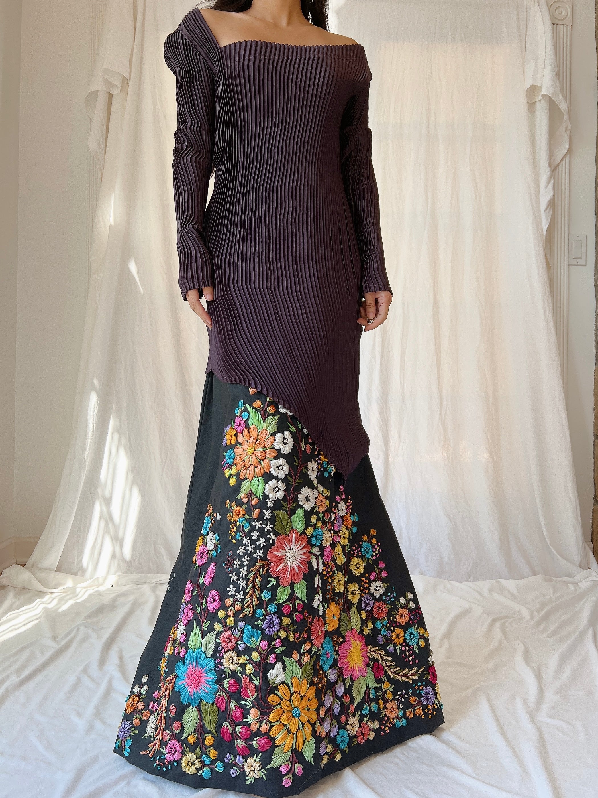 Vintage Pleated Ink Black Tunic - M