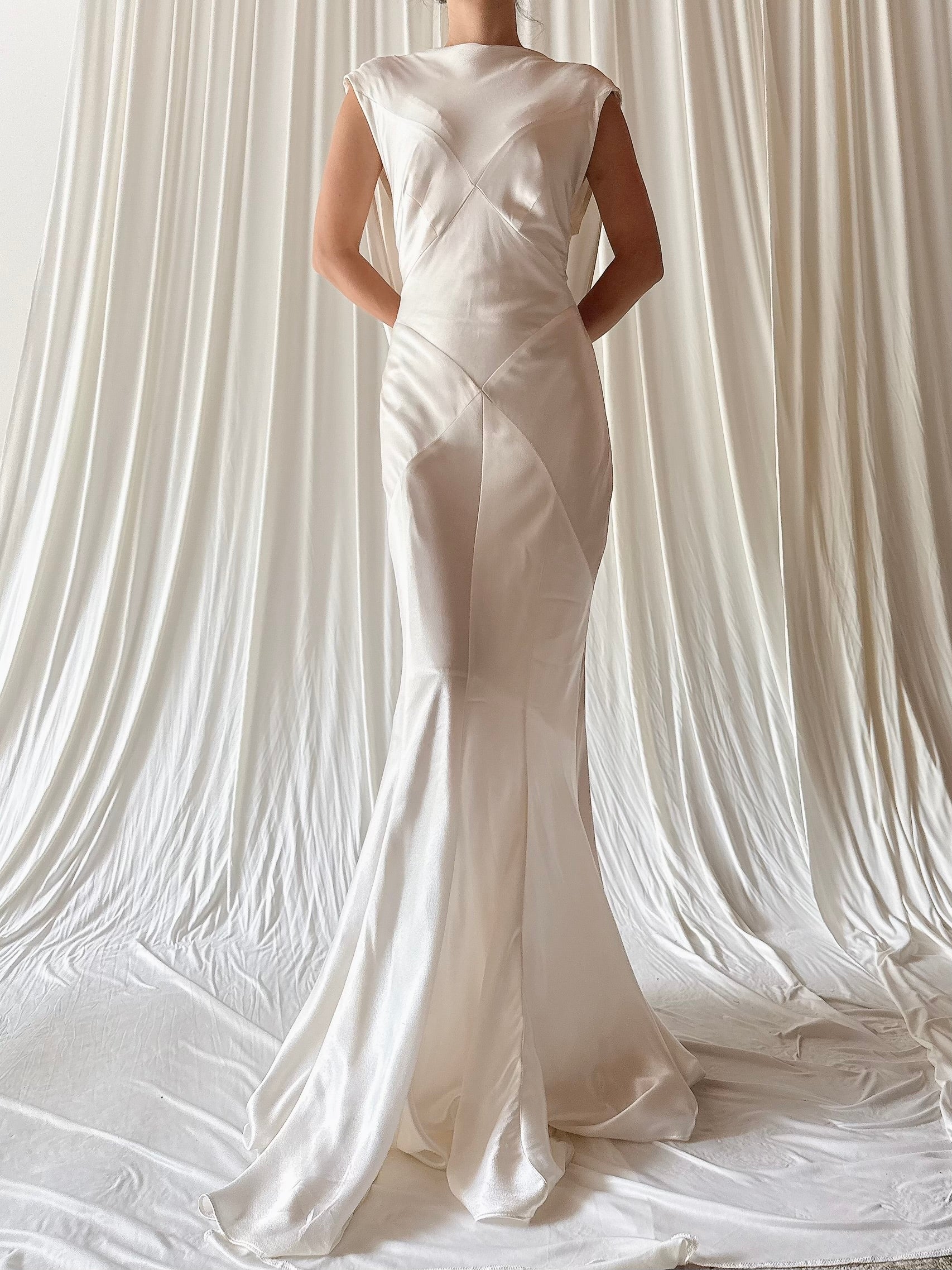 1990s Satin Bias Low Cut Back Gown - Size 6-8