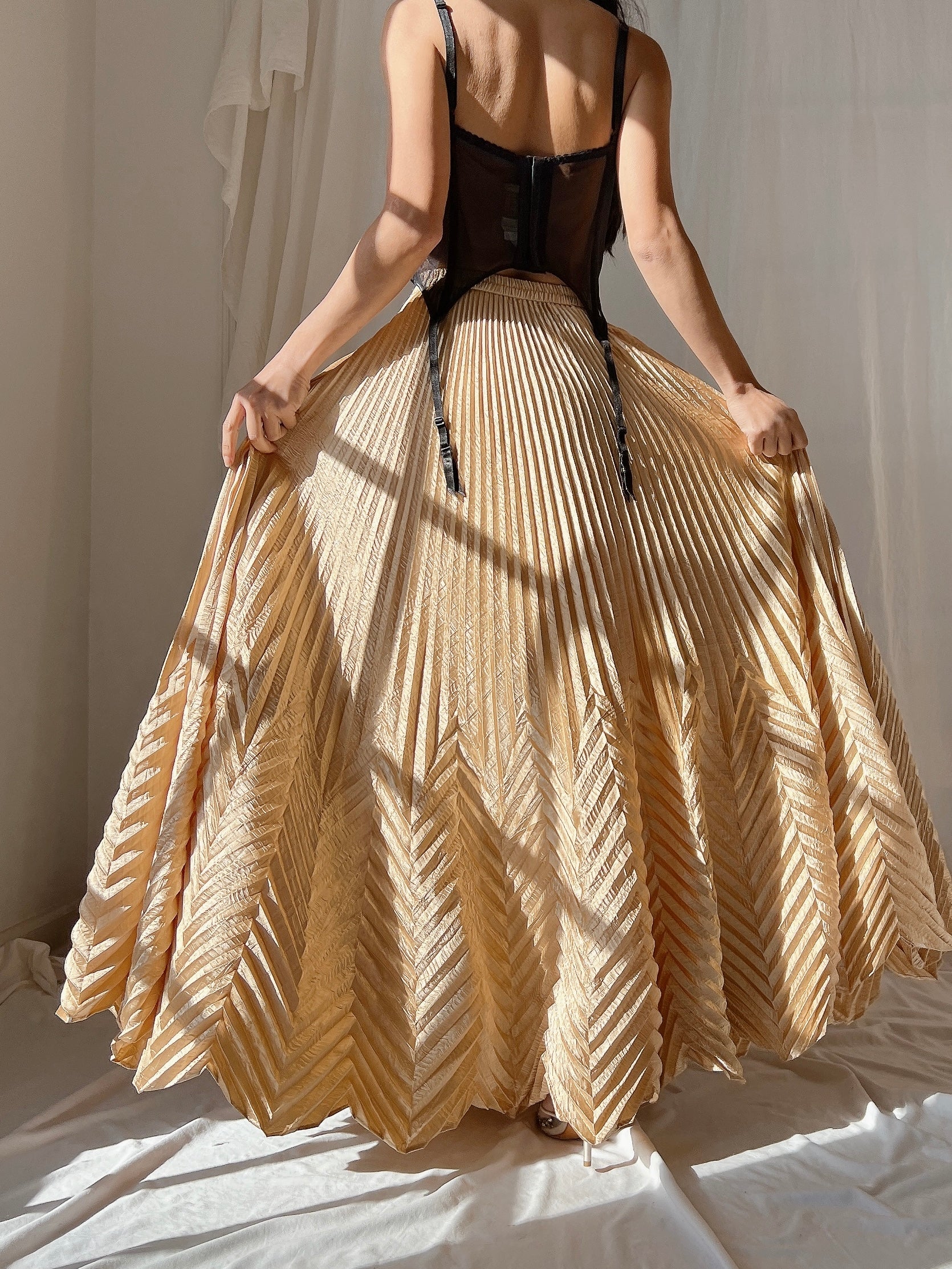 Vintage Light Gold Geometric Skirt - M/L