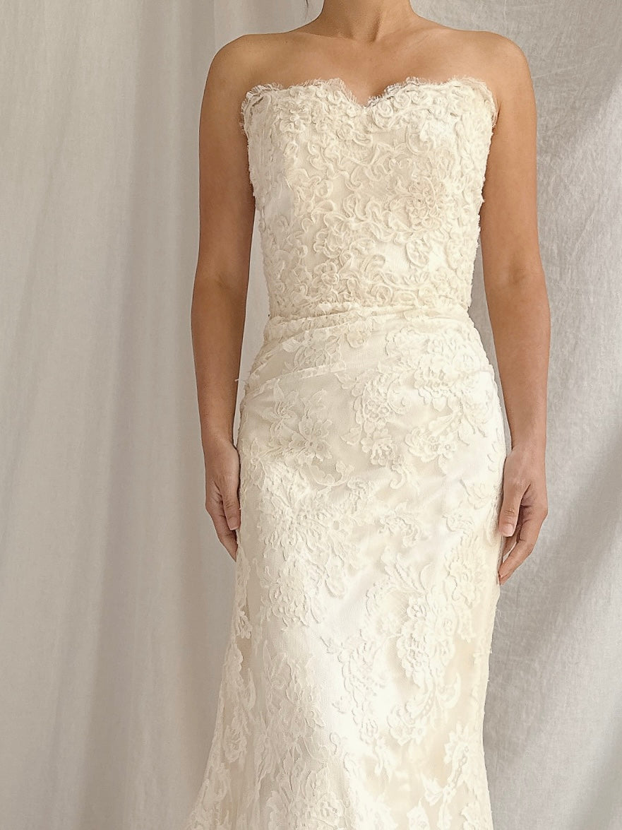 Vintage Strapless Lace Embroidered Gown - M/6