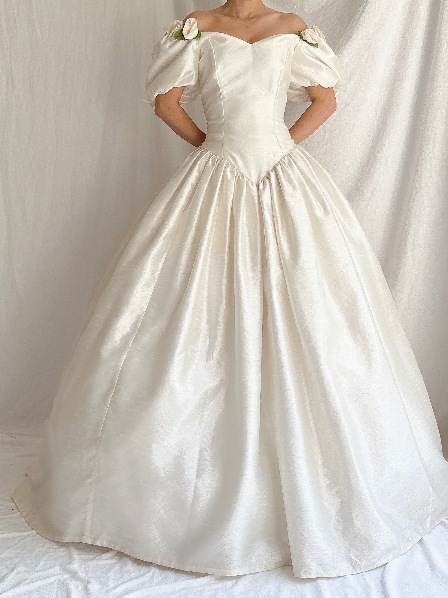 1980s Taffeta Puff Sleeves Dress - S/M