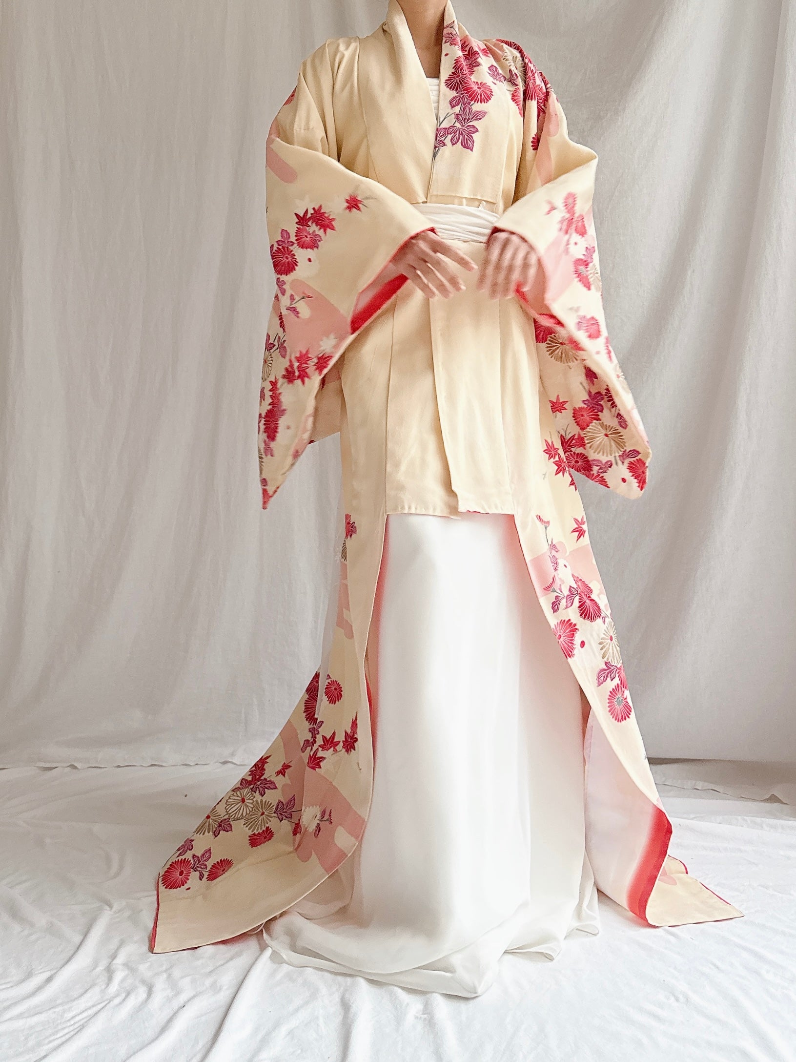 Vintage Silk Floral Kimono - OSFM