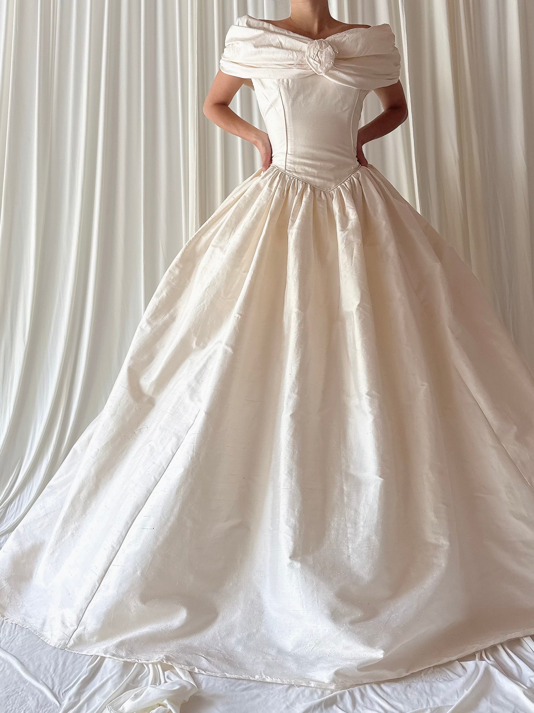 1990s Fiorella Silk Gown - M