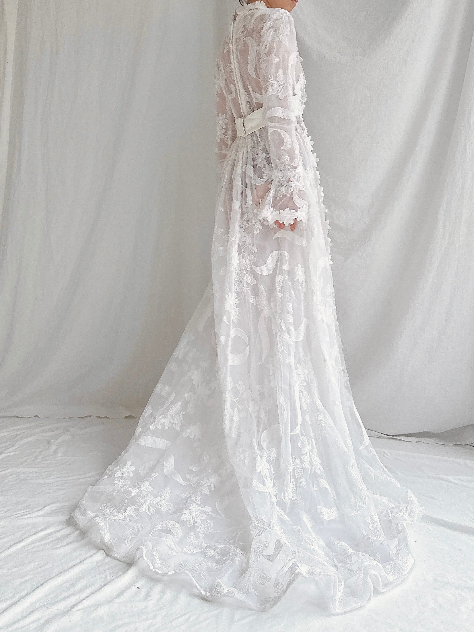 1970s Bell Sleeves Embroidered Gown - S