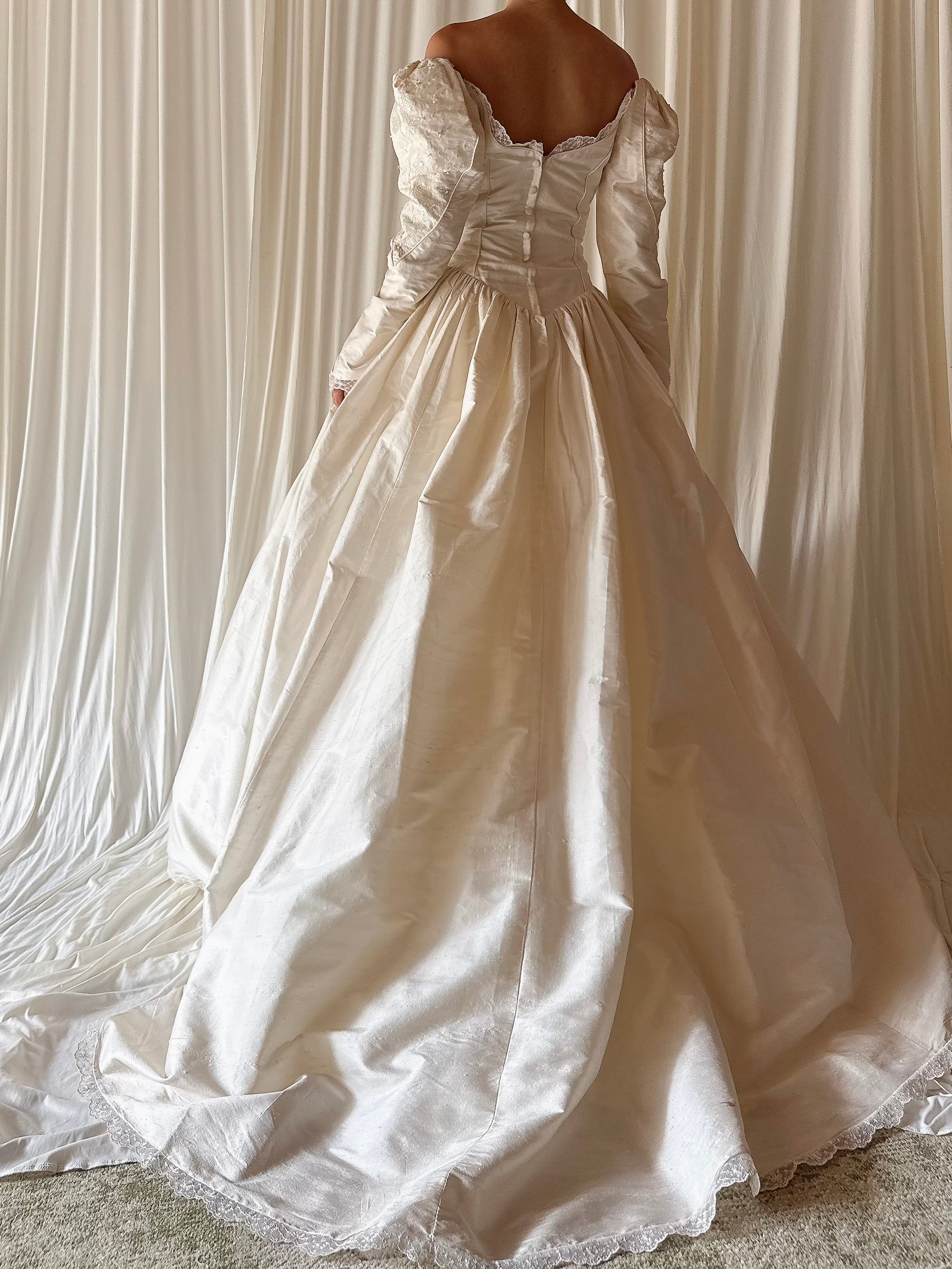 Vintage Raw Silk Long Sleeve Gown - UK 10