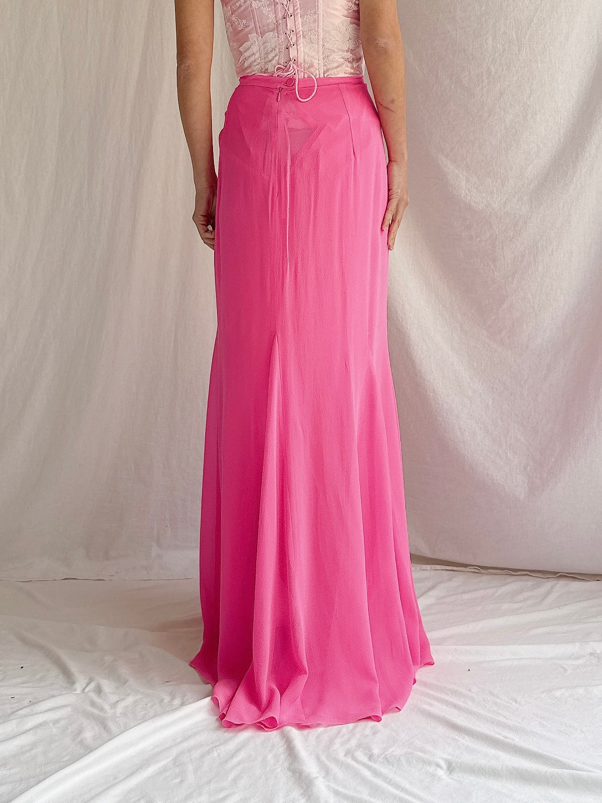 Vintage Pink Silk Skirt - M
