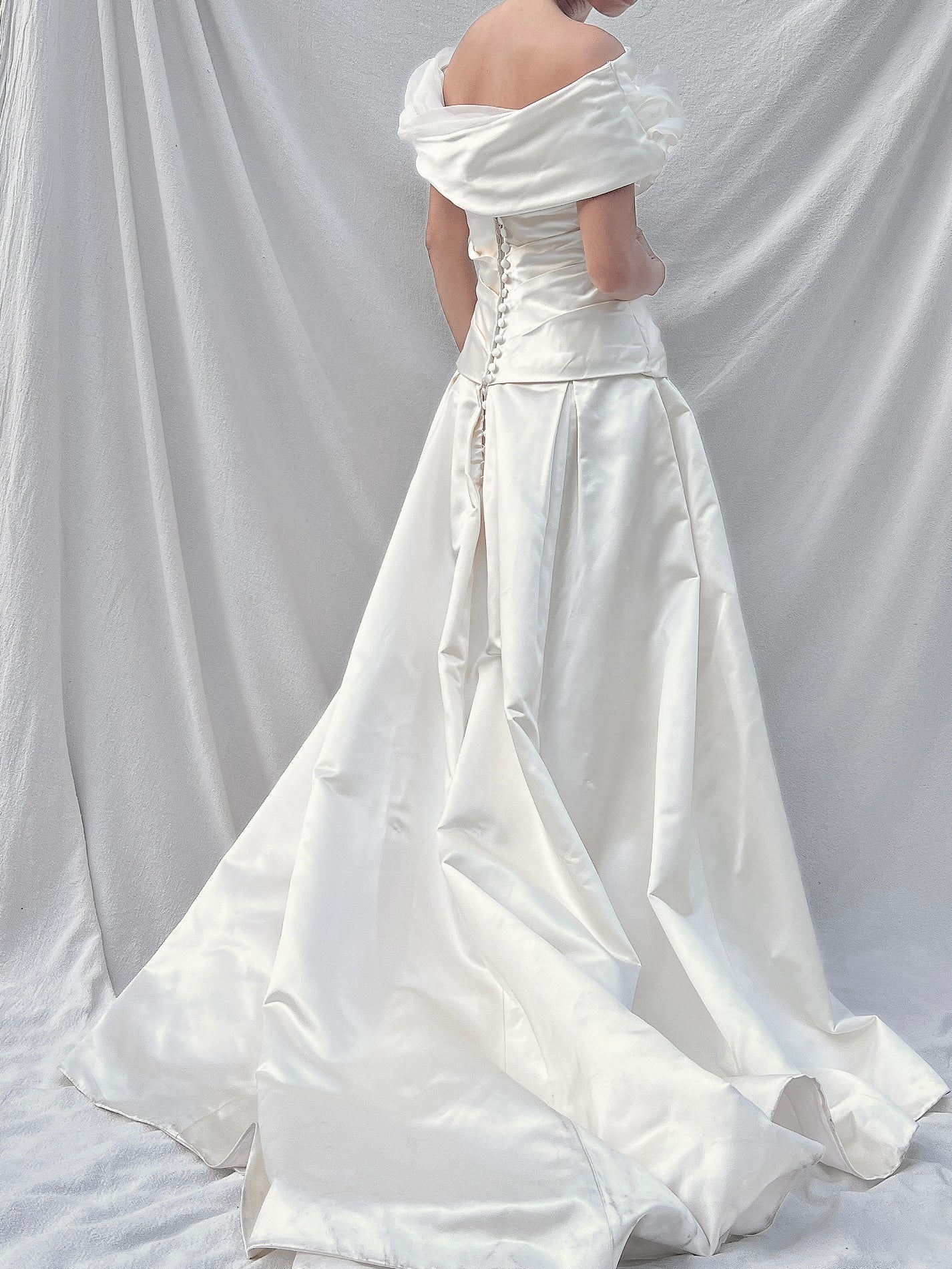 “RESERVED” Vintage Le Spose di Gio Silk Shawl Gown - S/6
