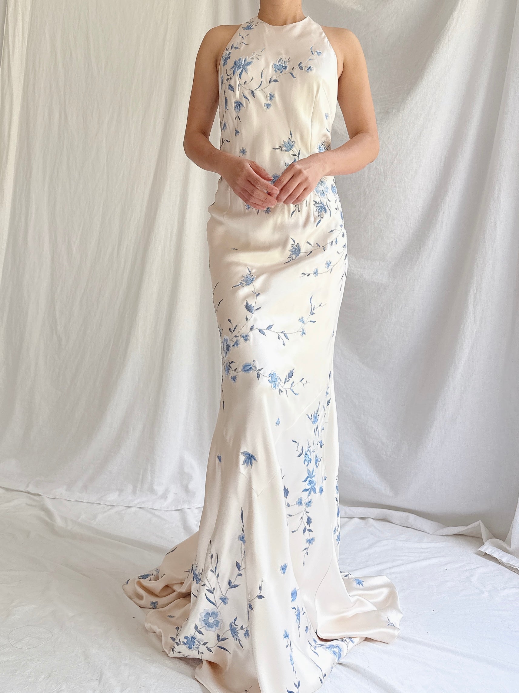 Vintage Silk Embroidered Gown - M/10