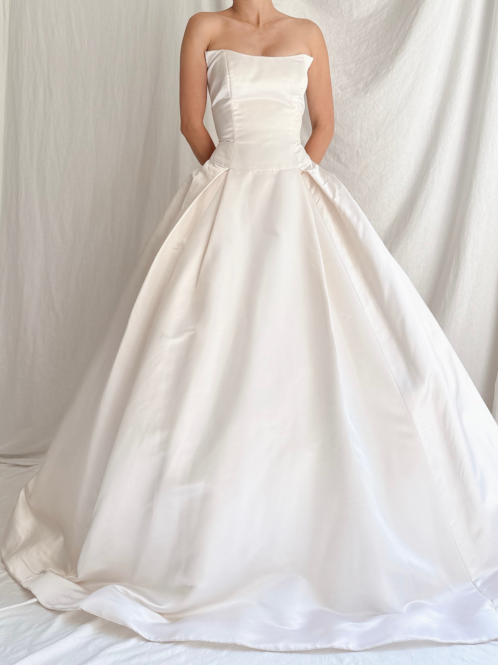 1990s Nancy Issler Silk Gown - S/6