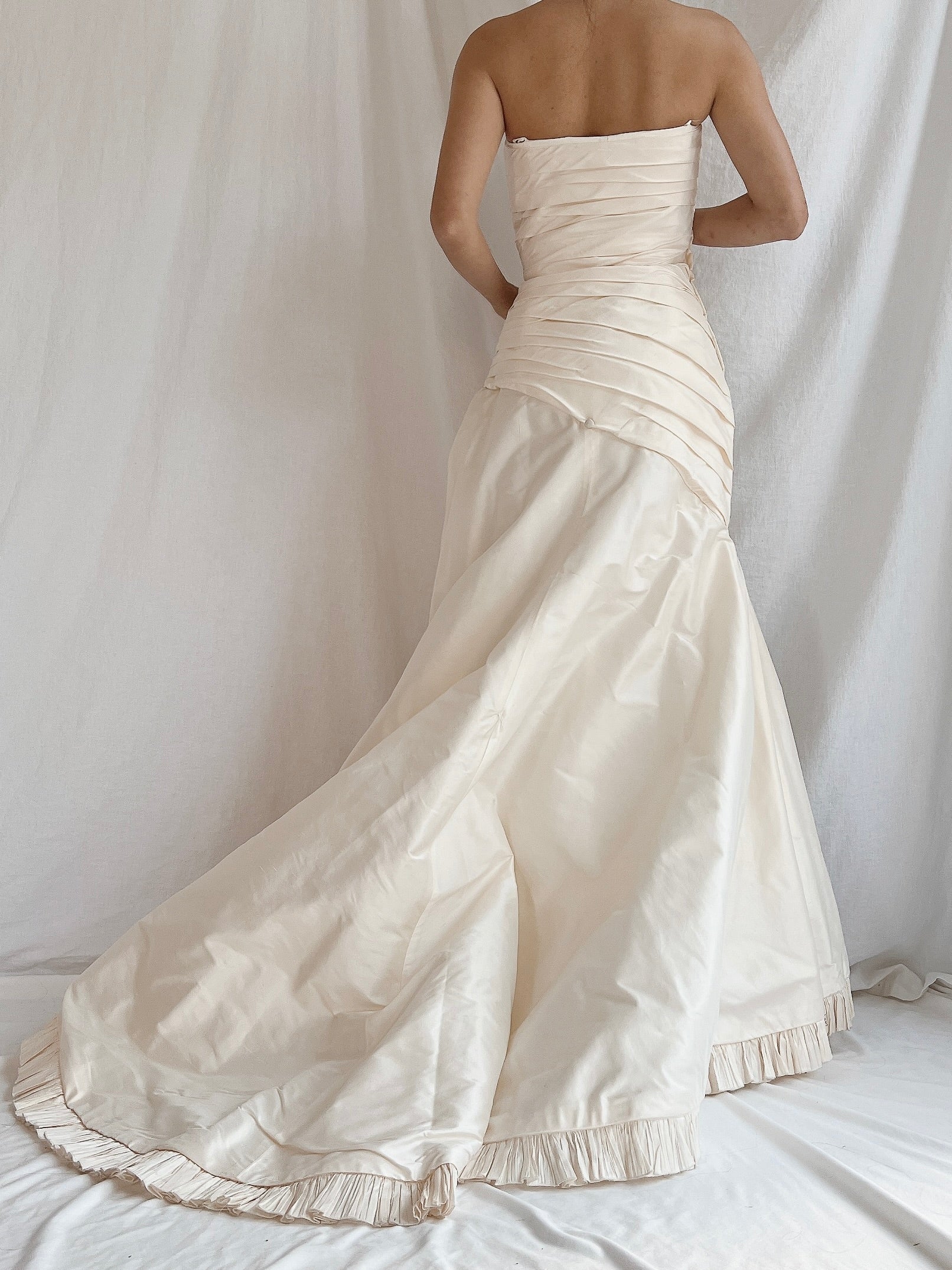 Vintage Pronovias Italian Silk Faille Gown - S/6