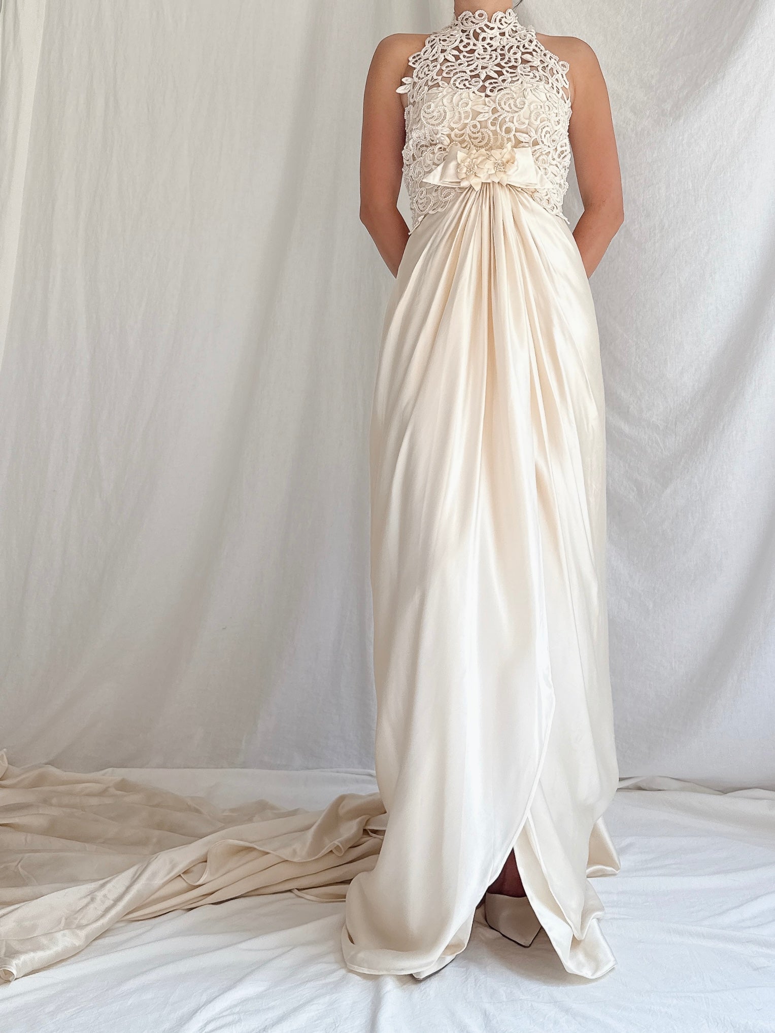 Vintage Sill Charmeuse Embroidered Lace Gown - M/8