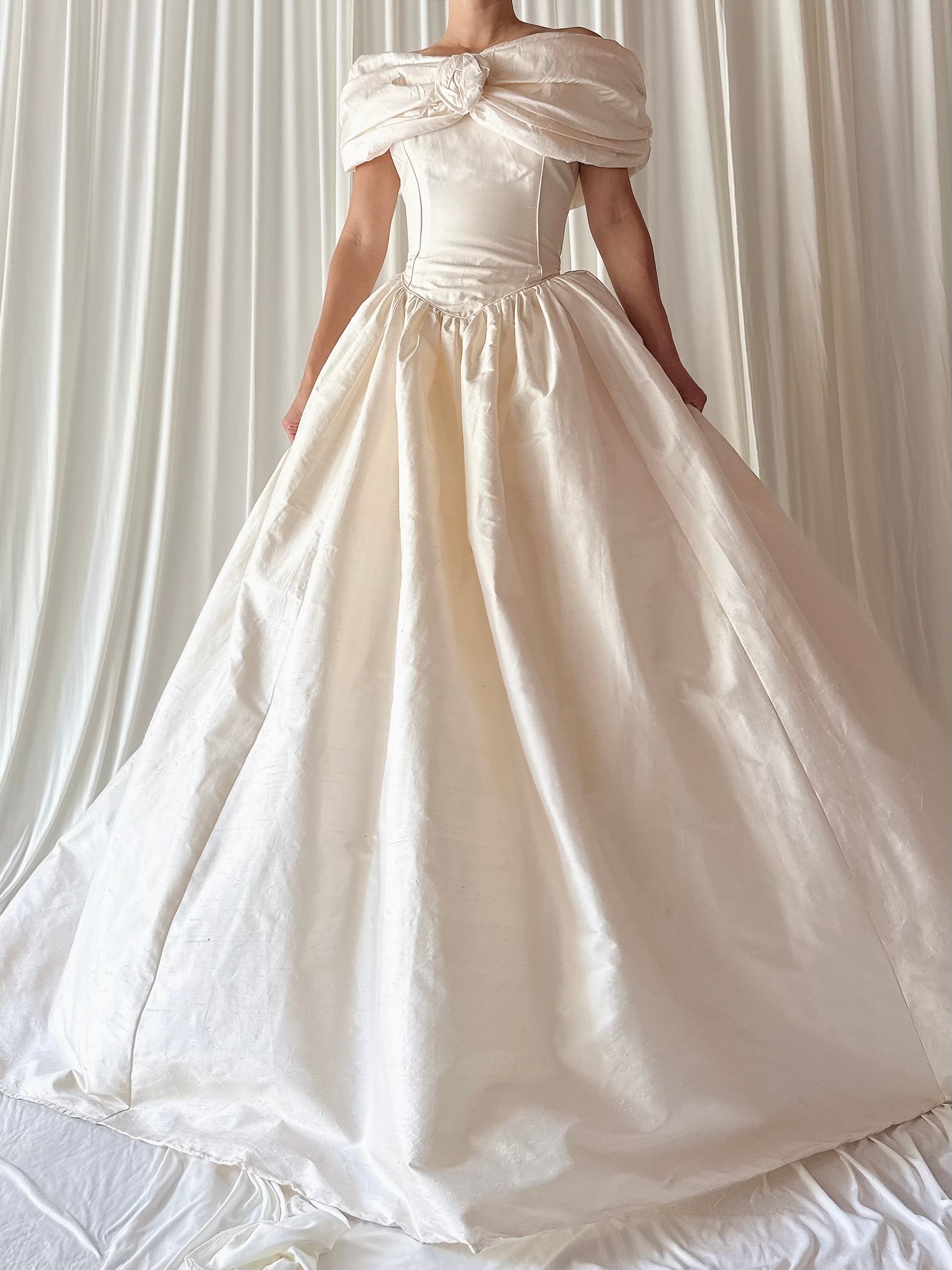 1990s Fiorella Silk Gown - M