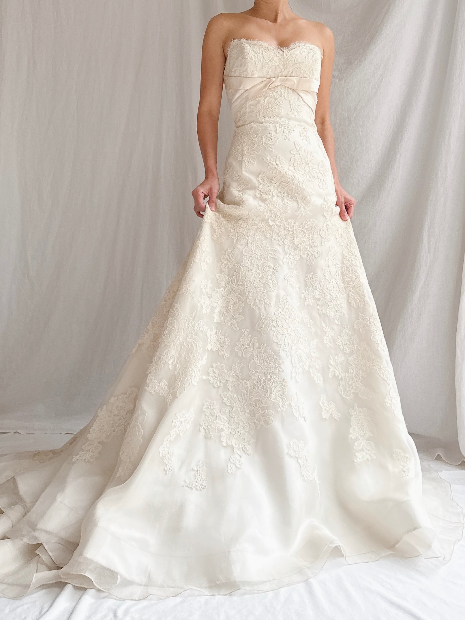 “RESERVED” Vintage Liancarlo Couture Alencon Lace & Silk Organza Gown - S/M 6