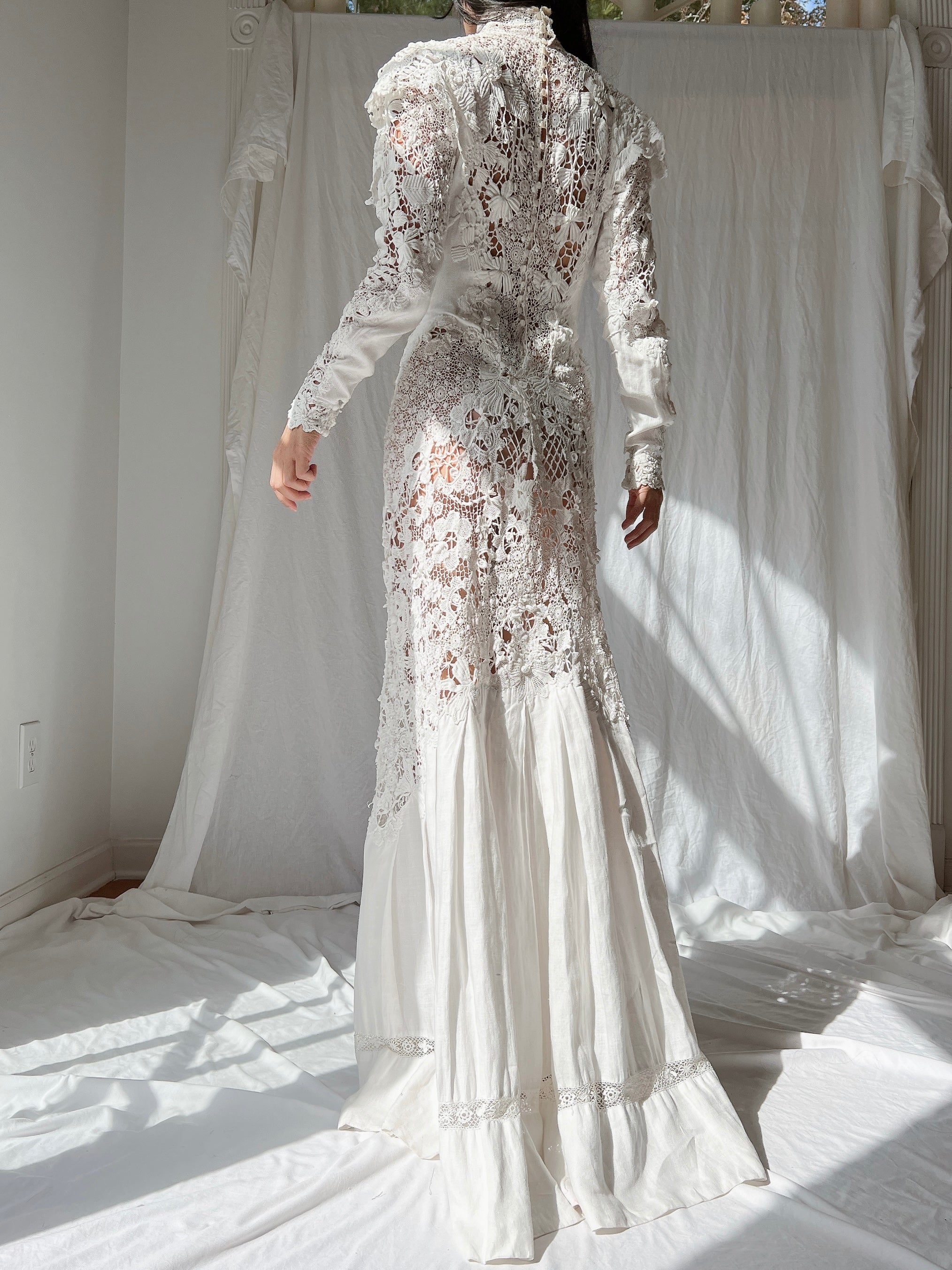 Victorian Linen and Irish Crochet Lace Gown - S