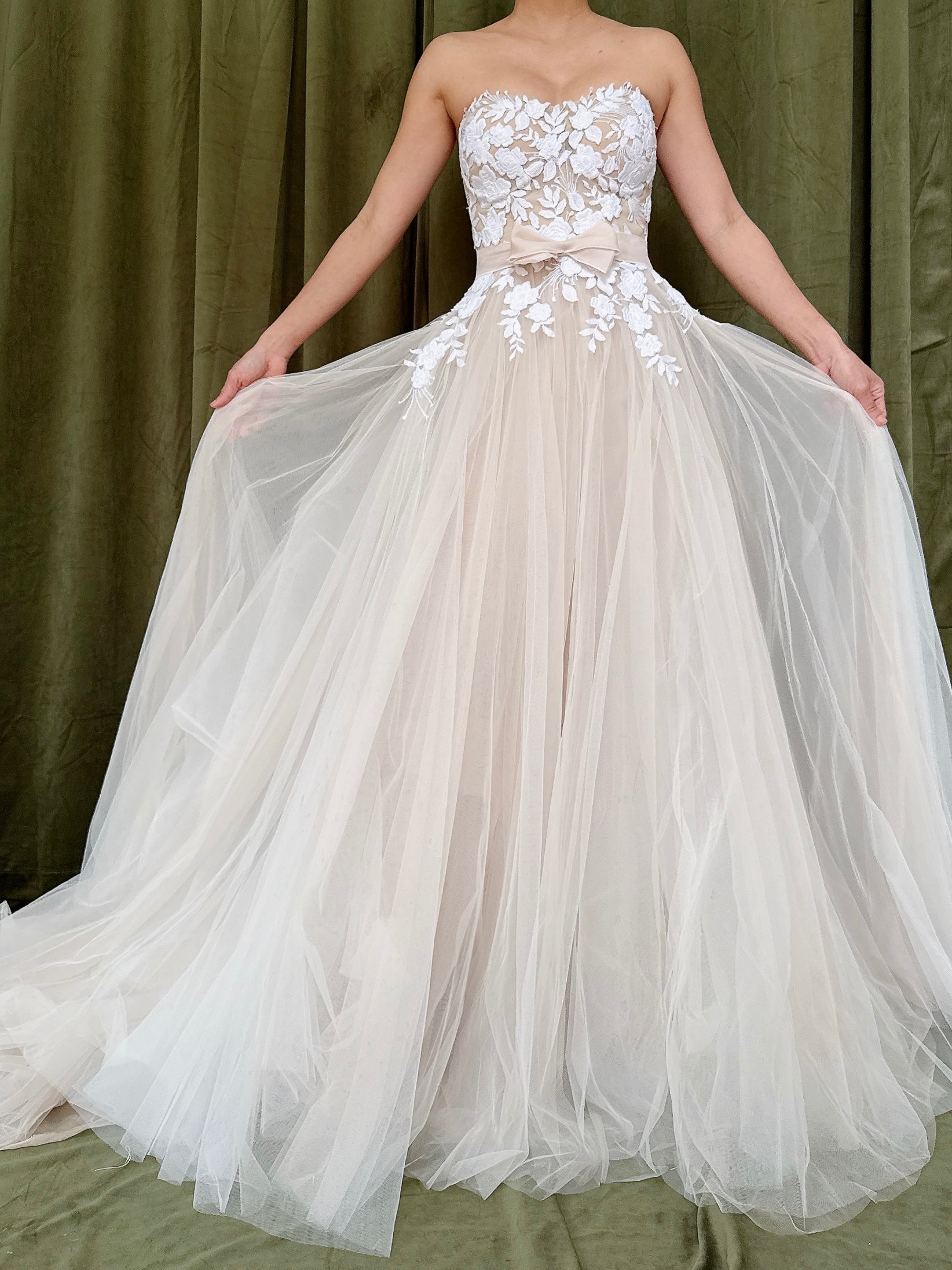 Mira Zwillinger Strapless Nude Tulle Embroidered Dress - M/8