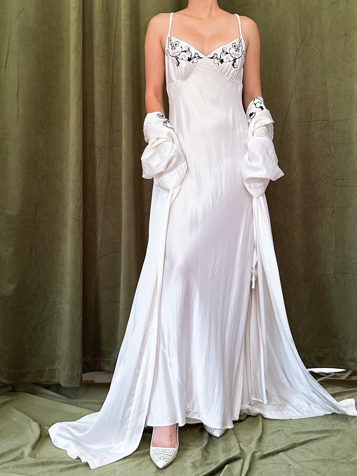 Vintage Silk Slip and Robe Set with Black Embroidery - XS