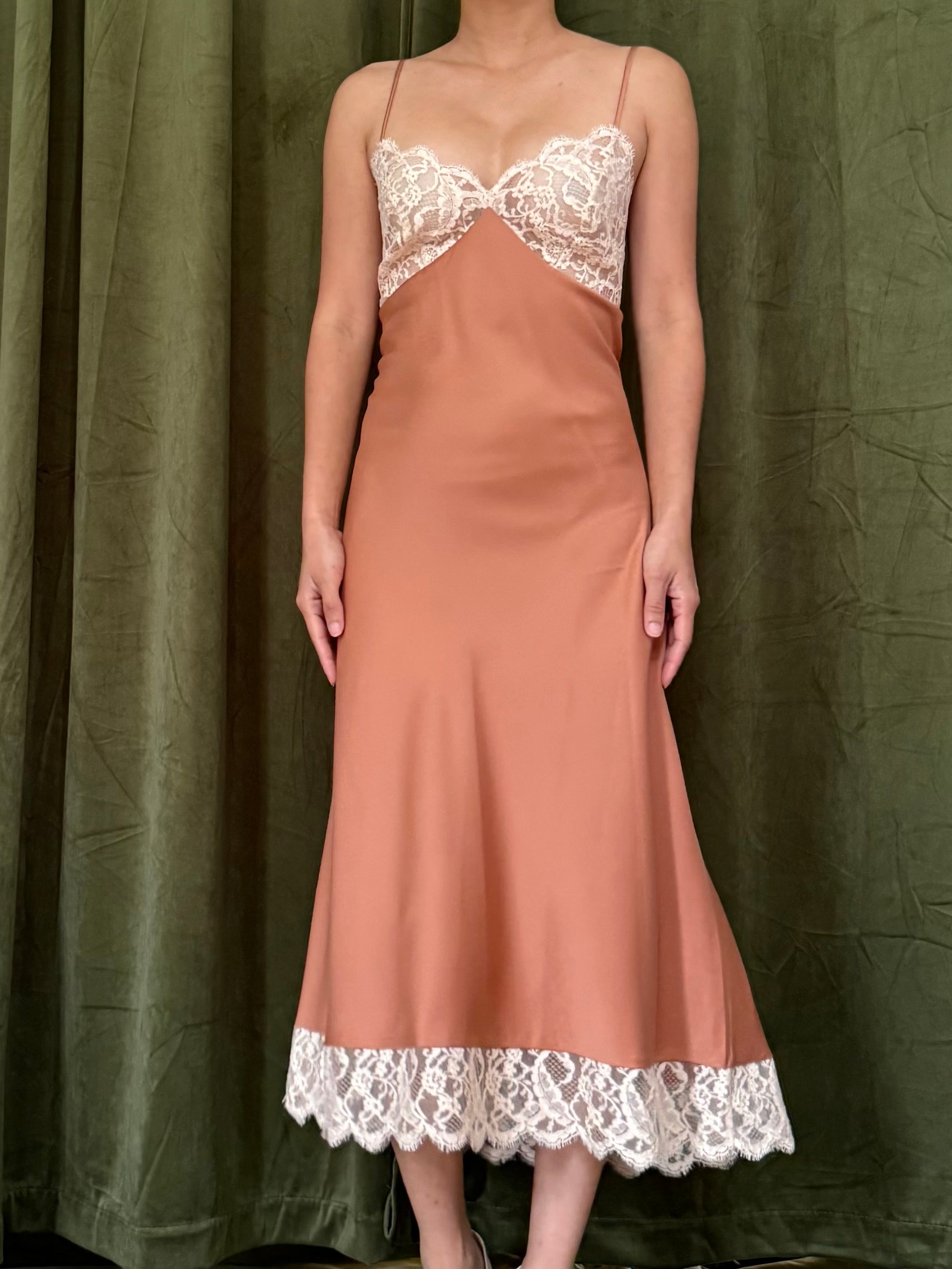 Vintage Rust Slip - M