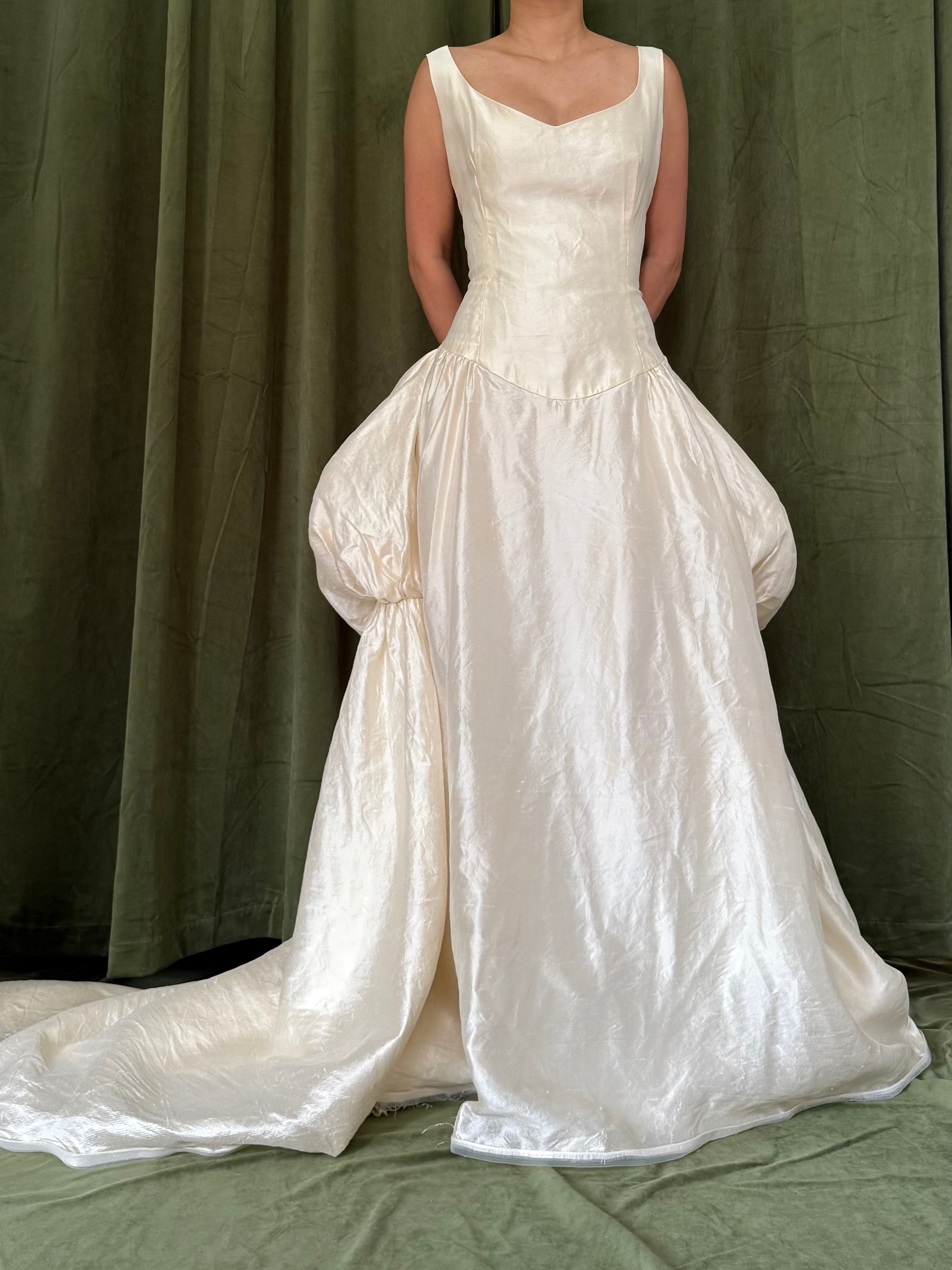 1990s Raw Silk Scoop Neck Gown - M/6