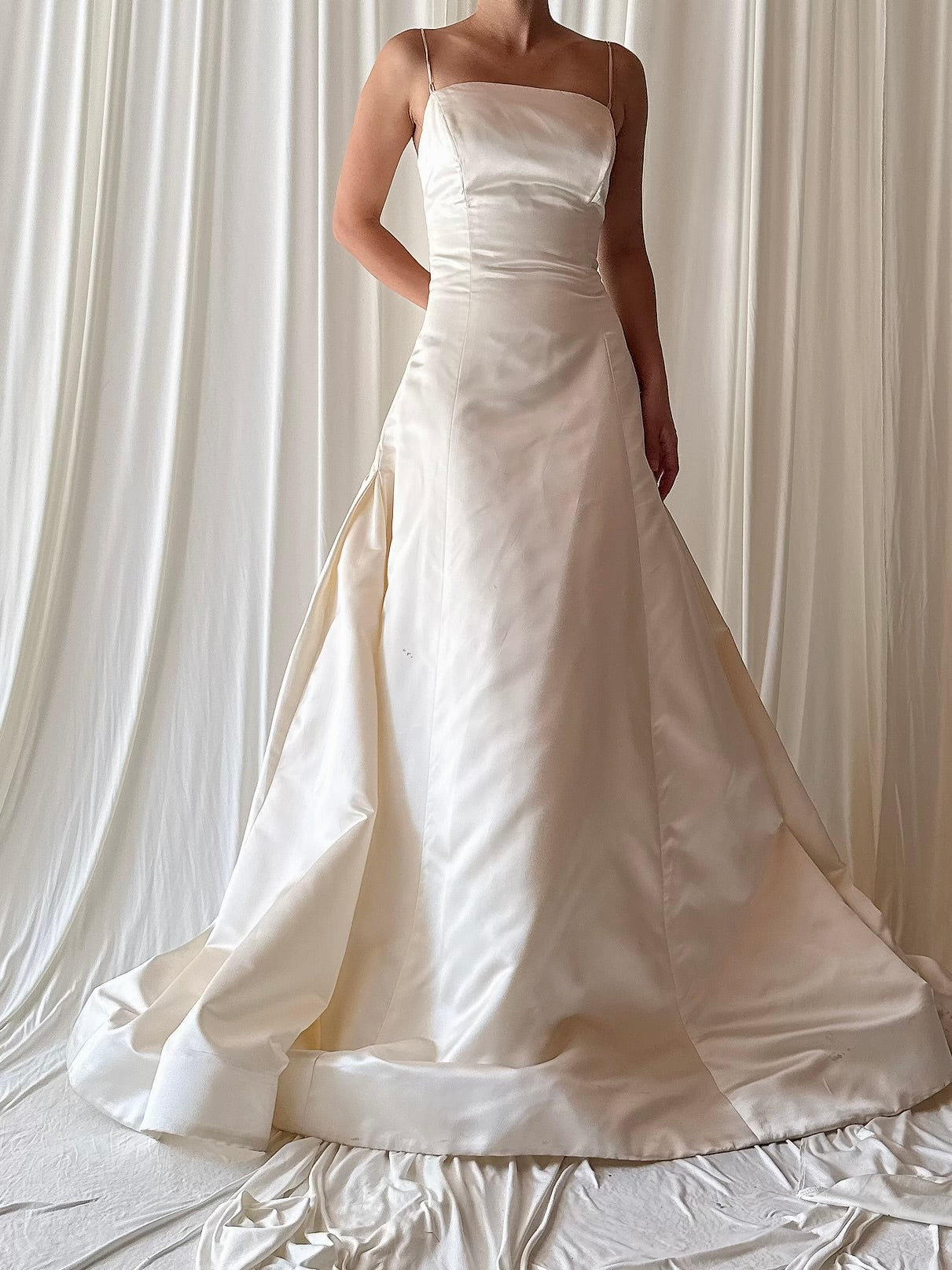 Vintage Vera Wang Silk Gown - 4-6