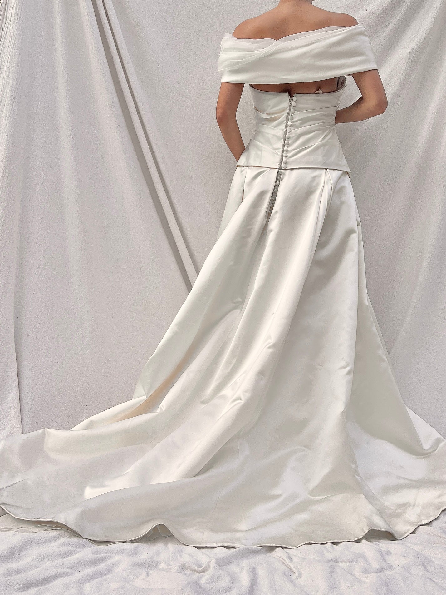 “RESERVED” Vintage Le Spose di Gio Silk Shawl Gown - S/6