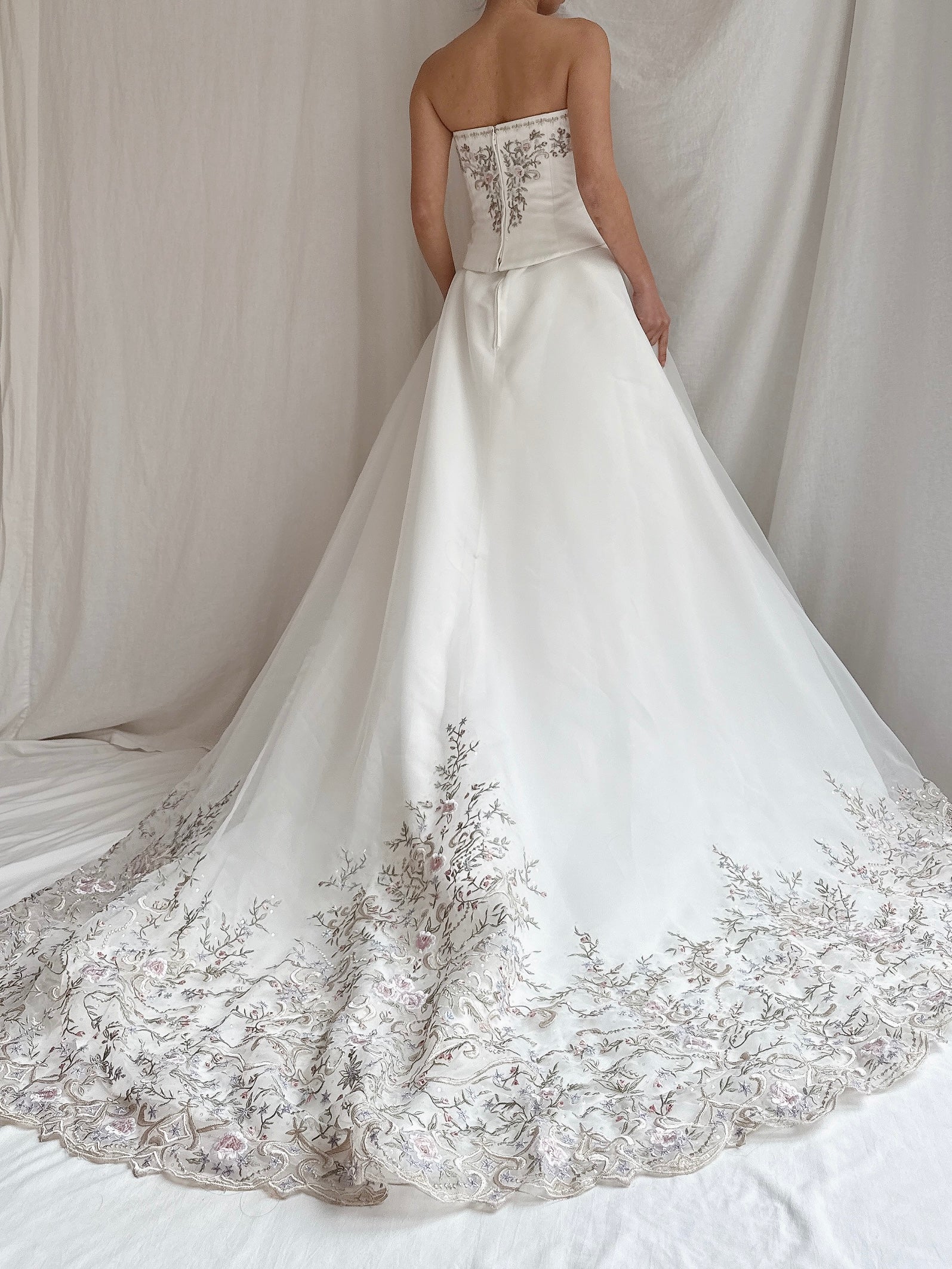 Vintage Embroidered 2-Piece Set - M/L 10