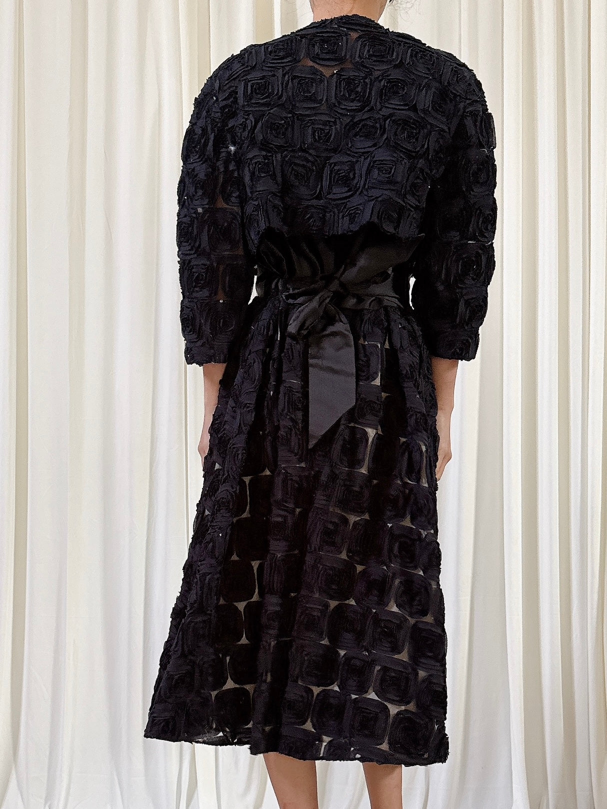 Vintage Petrovitch Black 2 Piece Set - FR 38