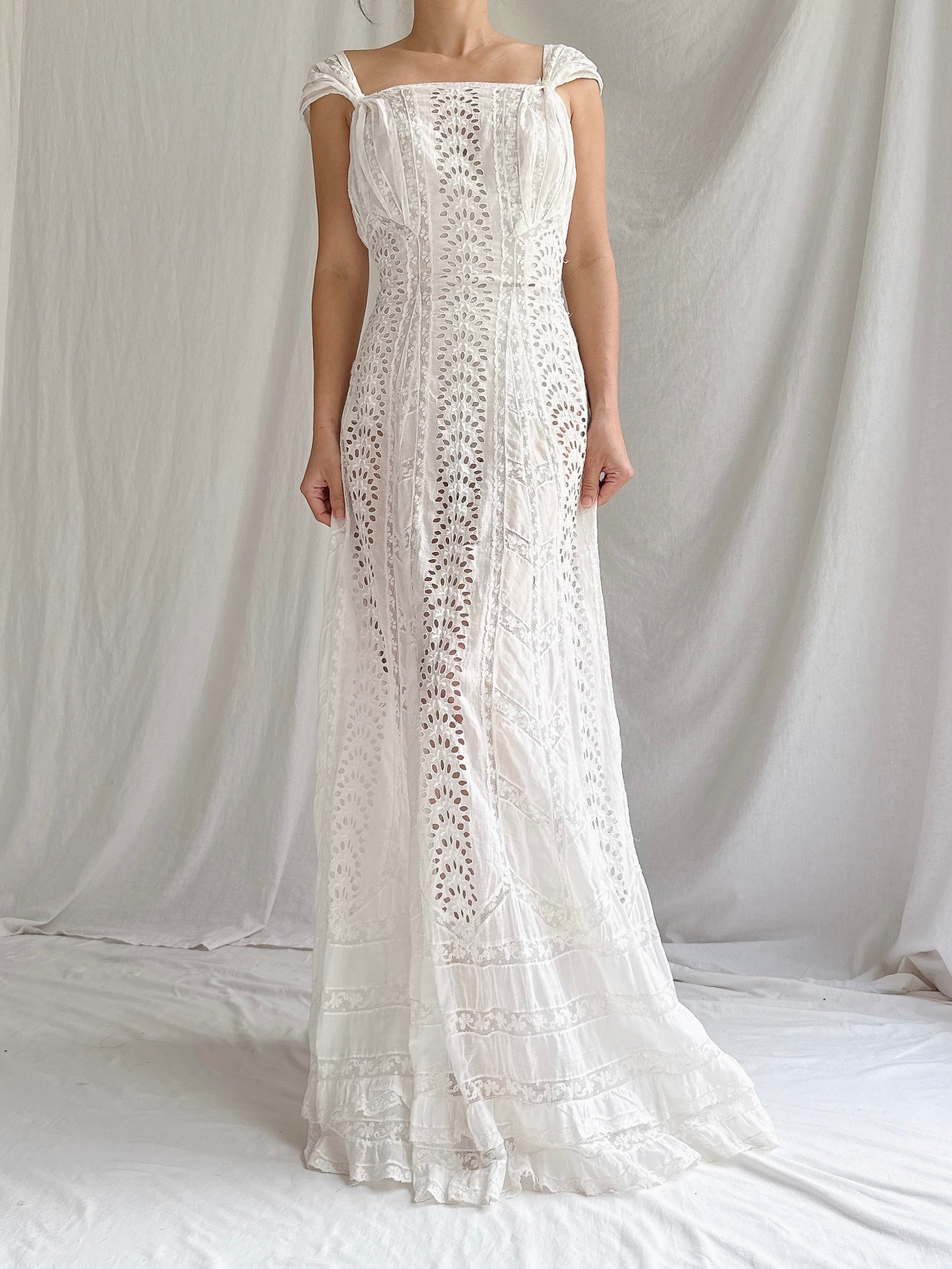 Antique Embroidery Eyelet Dress - XS