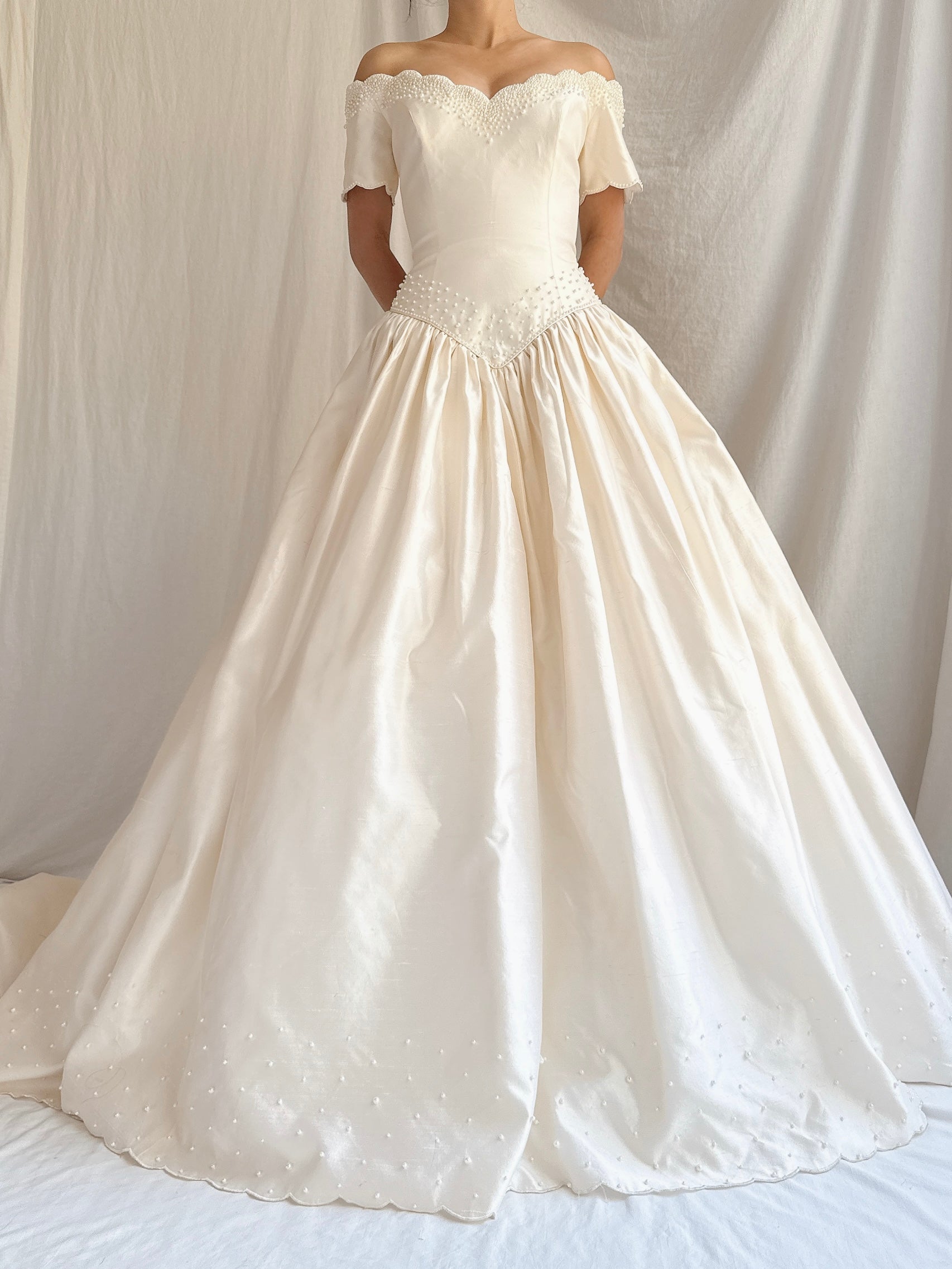 1980s Pearl Beaded Off-the-Shoulder Gown - M/6