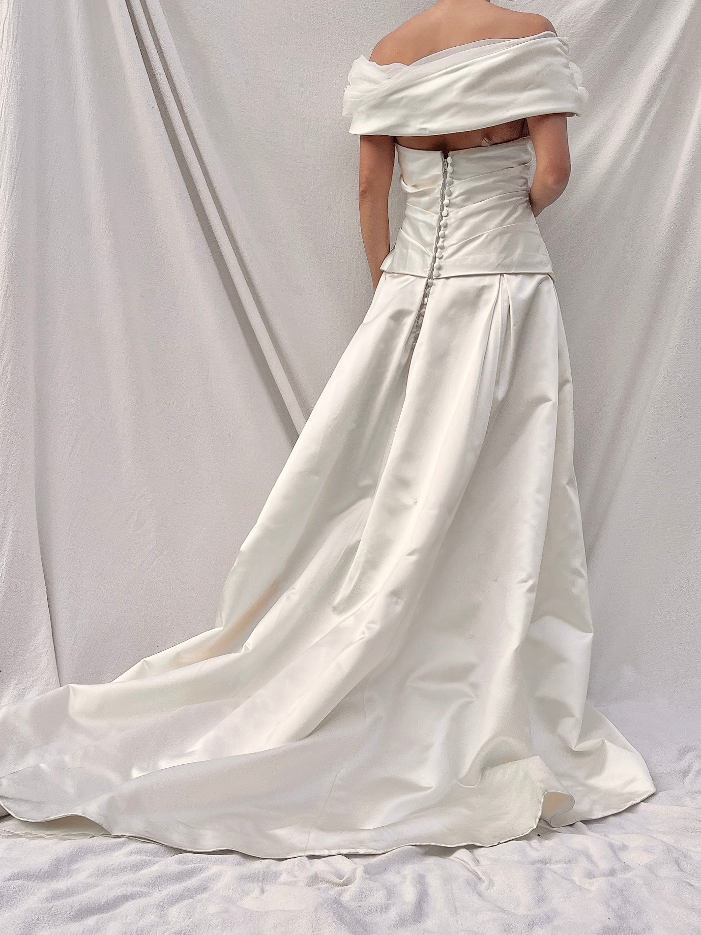 “RESERVED” Vintage Le Spose di Gio Silk Shawl Gown - S/6