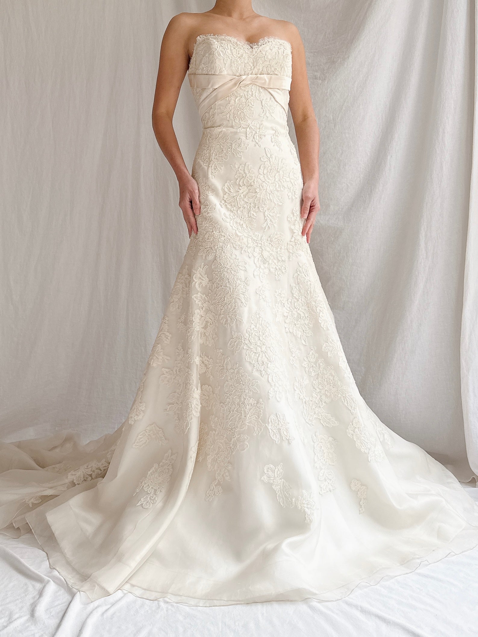 “RESERVED” Vintage Liancarlo Couture Alencon Lace & Silk Organza Gown - S/M 6