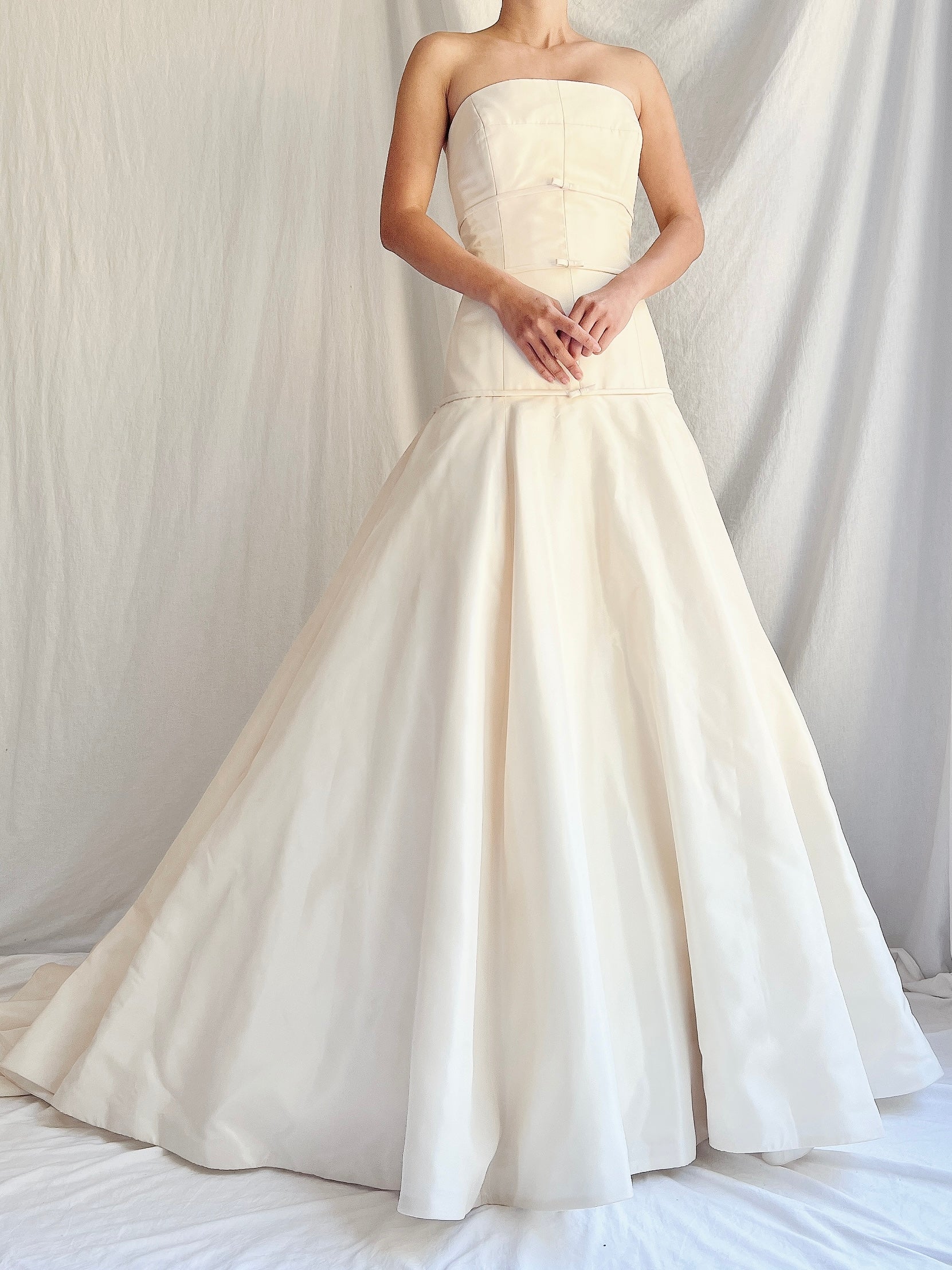 Vintage Cream Taffeta Dropped Waist Gown - S/M 6/8