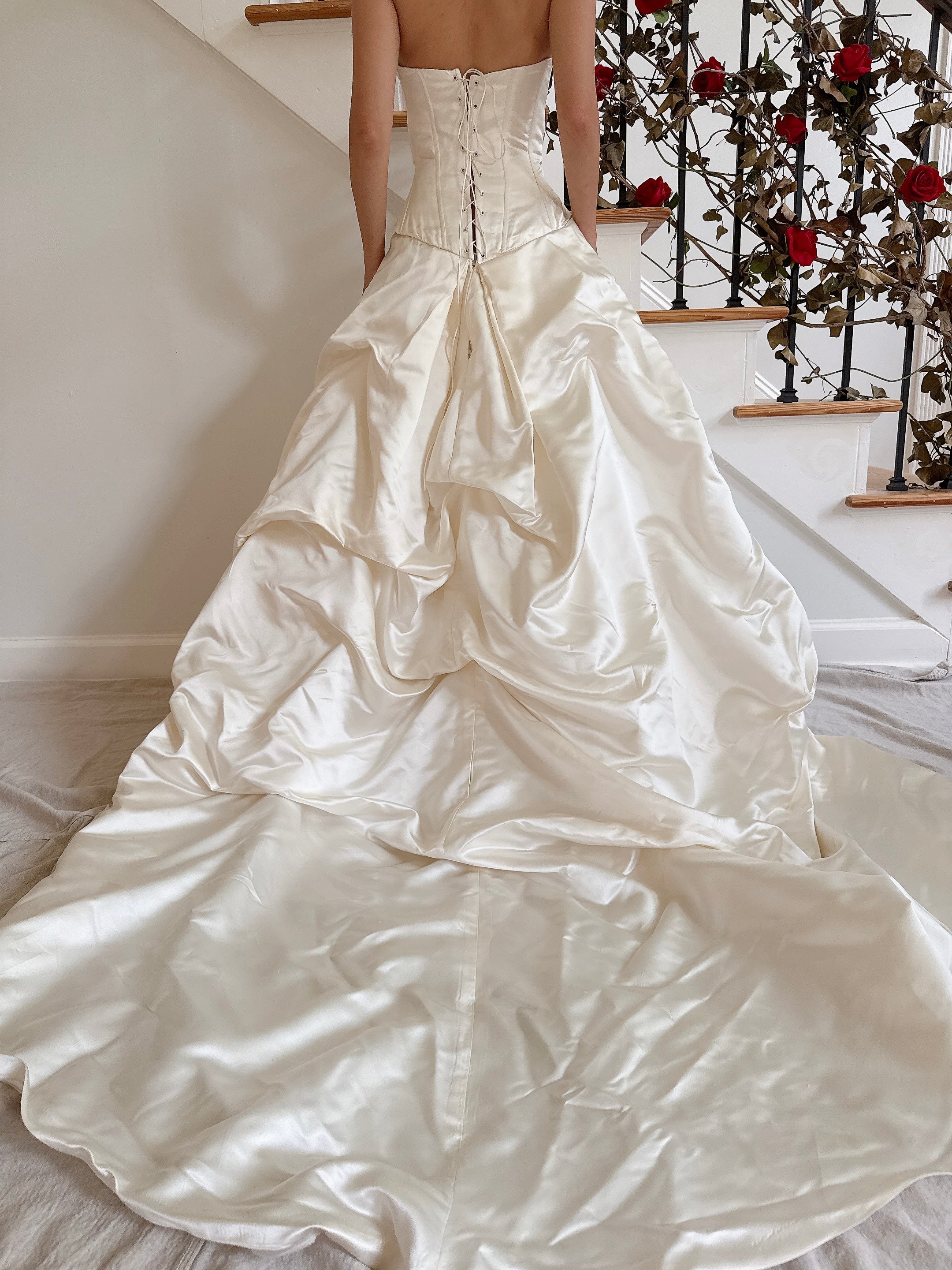 00 Ines Di Santo Silk Gown - L